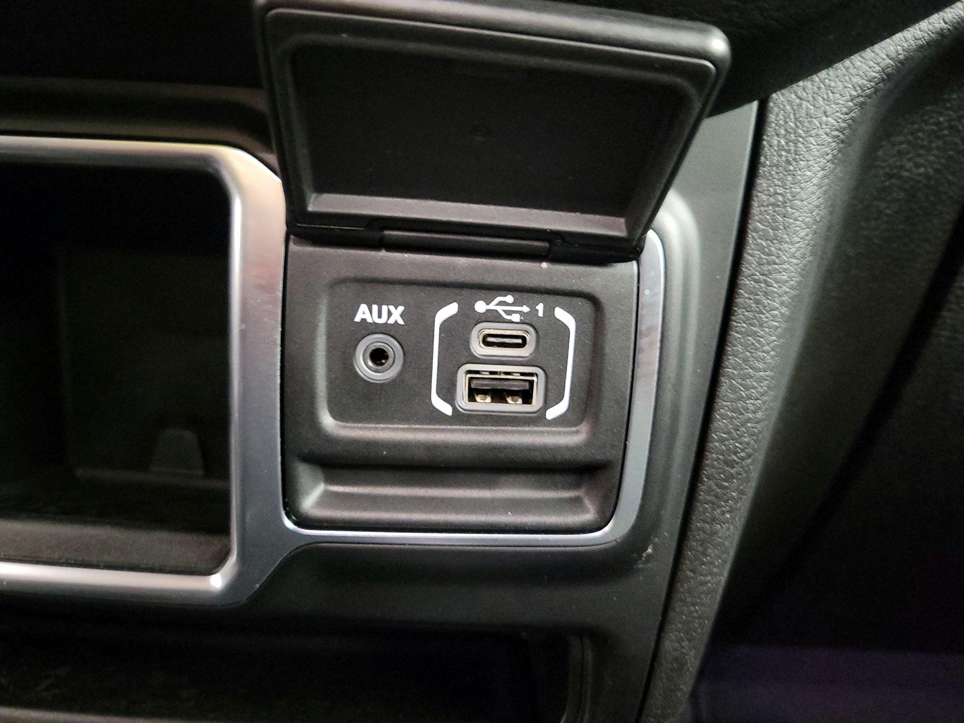 Thumbnail: 2024 Jeep Gladiator - 18