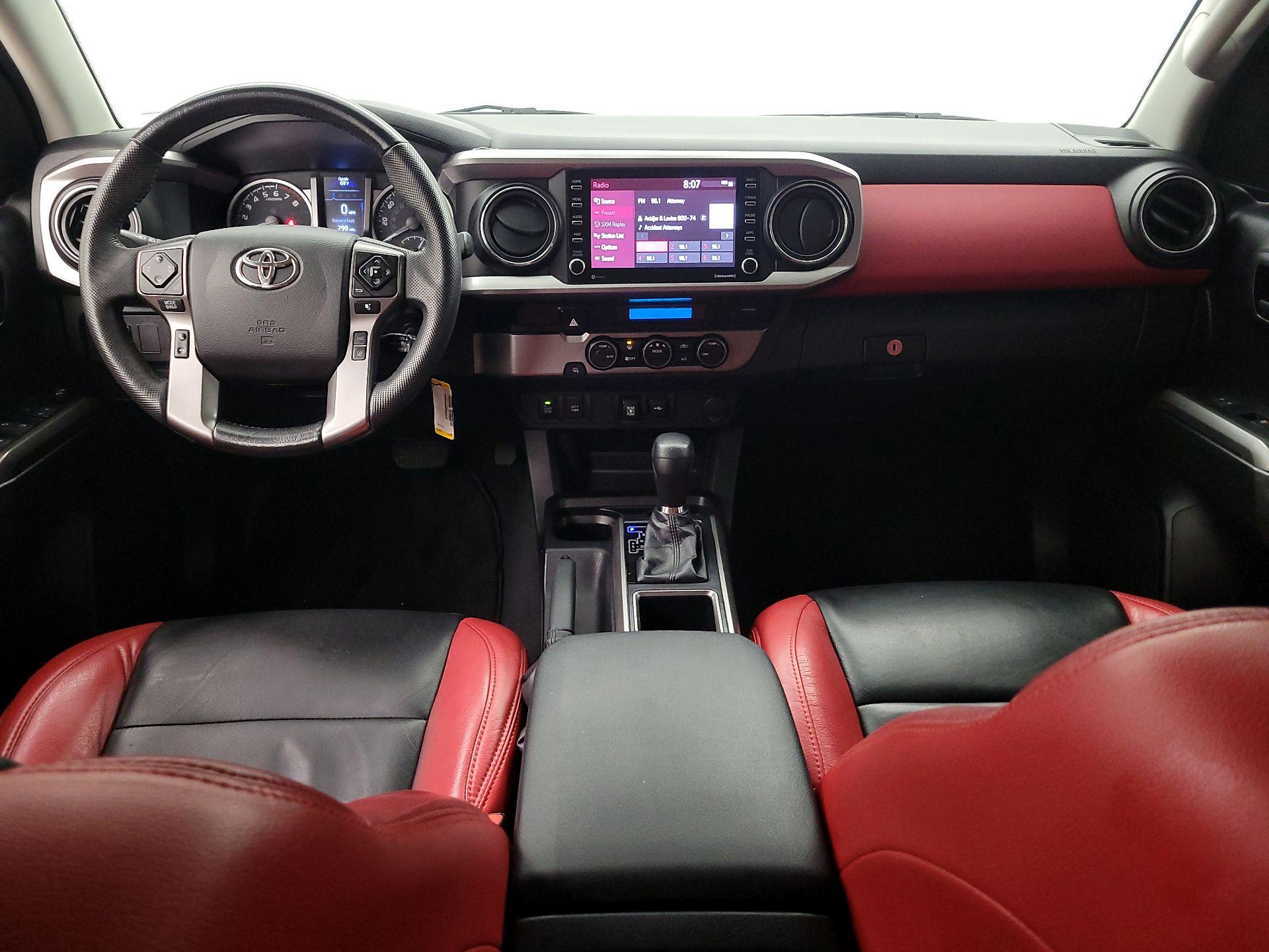 Thumbnail: 2022 Toyota Tacoma - 9