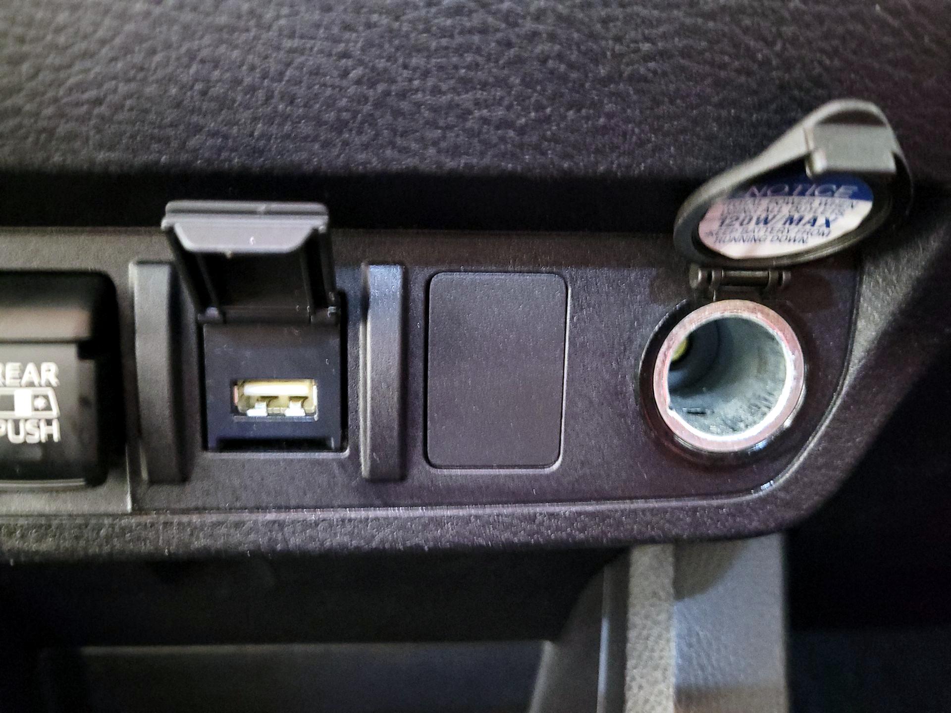 Thumbnail: 2022 Toyota Tacoma - 18