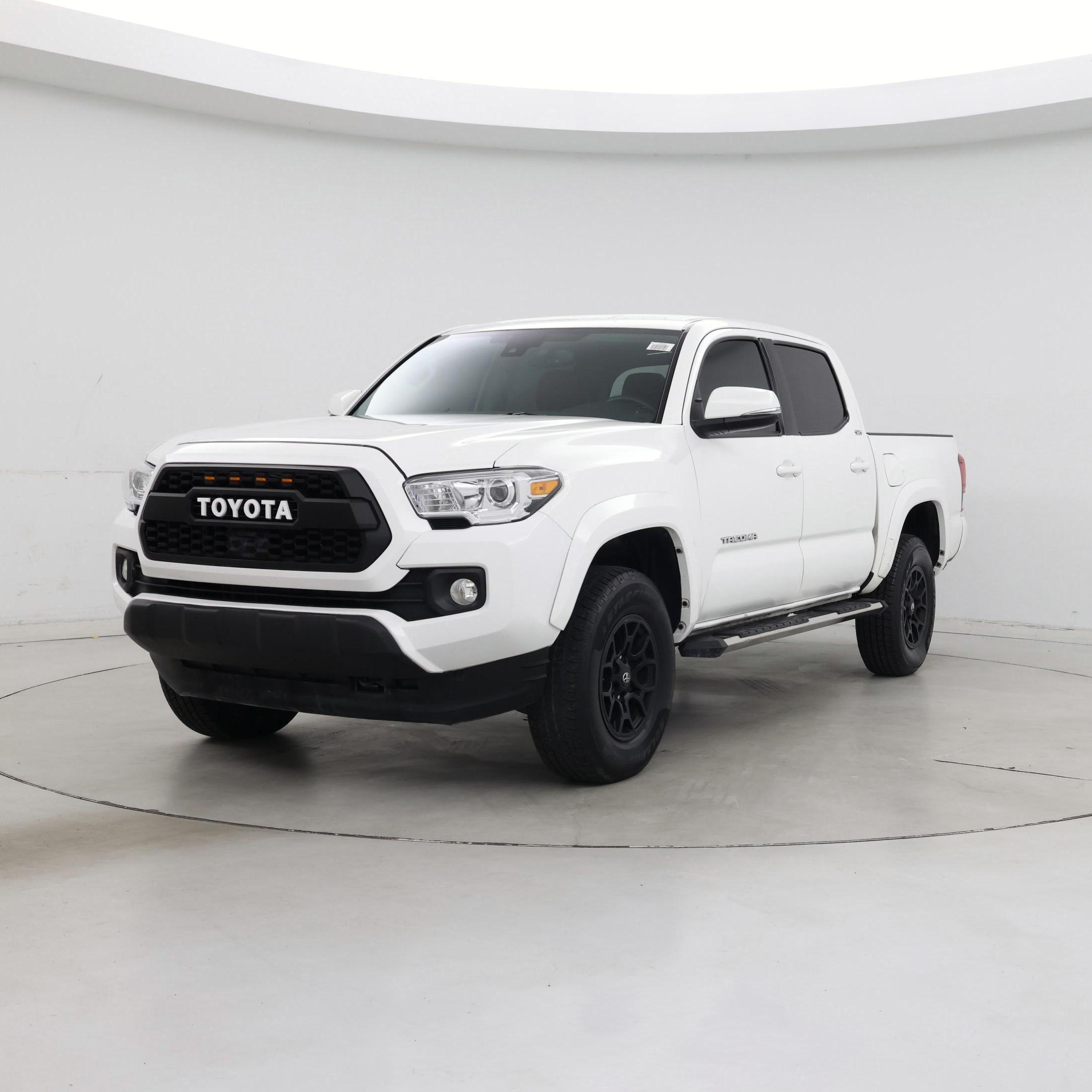 Thumbnail: 2022 Toyota Tacoma - 4