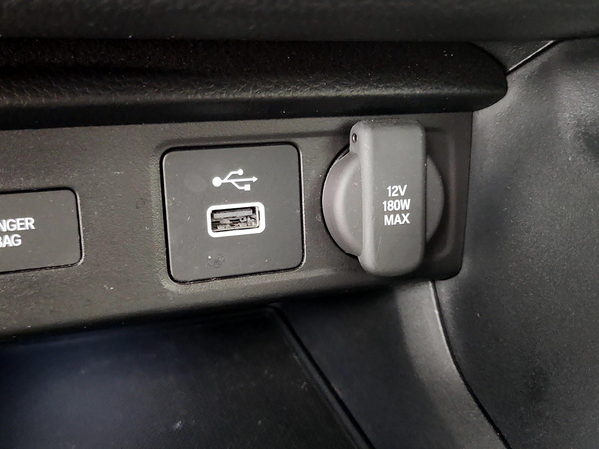 Thumbnail: 2023 Acura Integra - 18