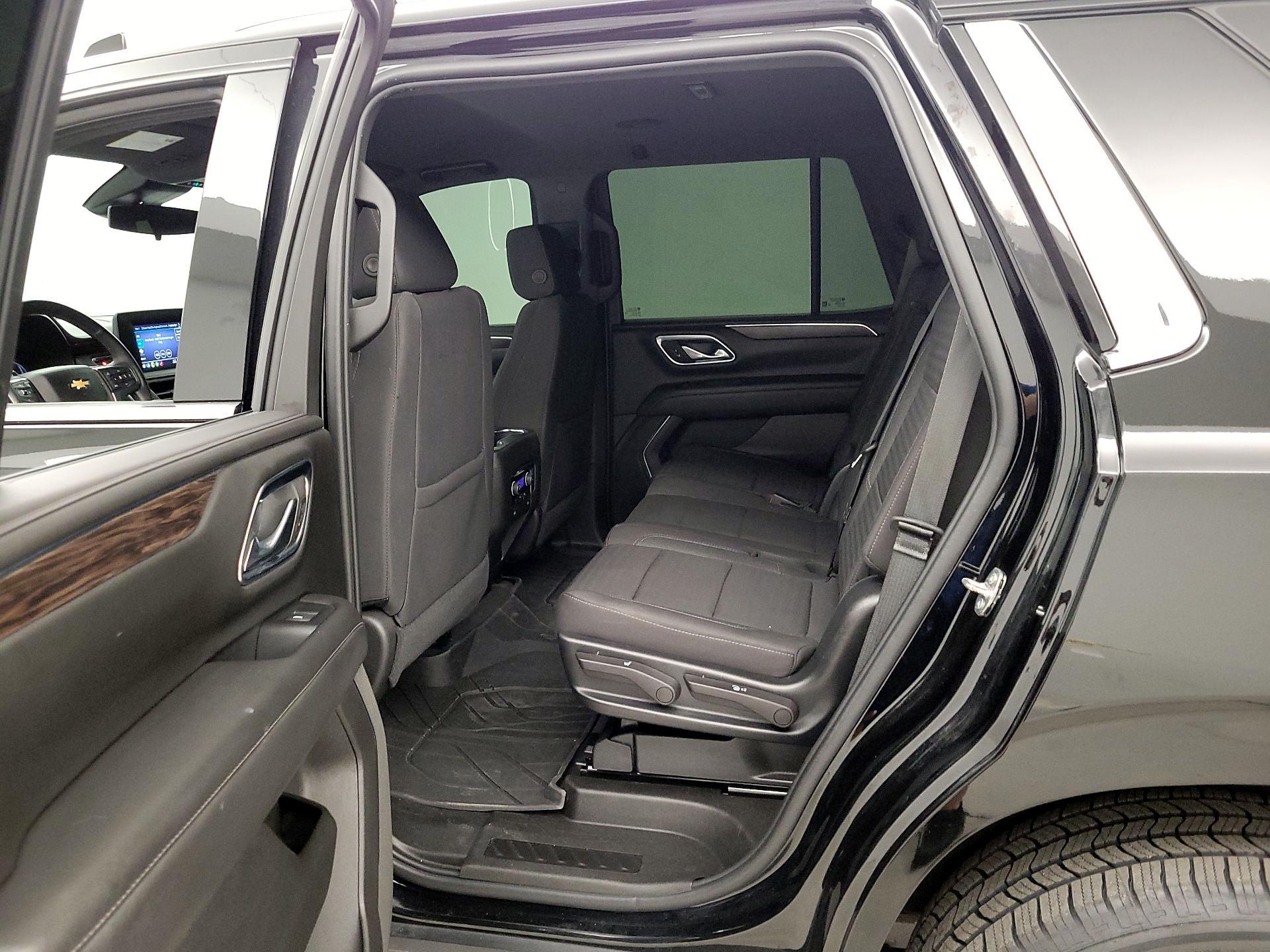 Thumbnail: 2023 Chevrolet Tahoe - 19