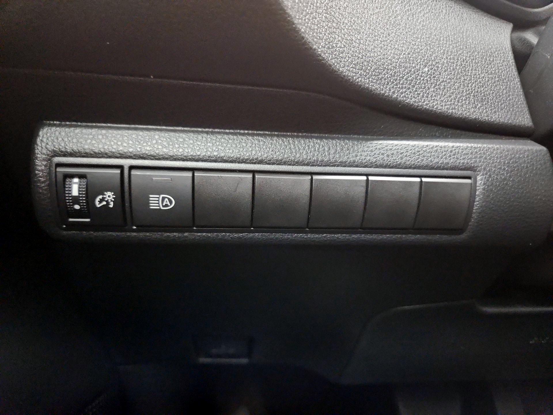 Thumbnail: 2020 Toyota Corolla - 13