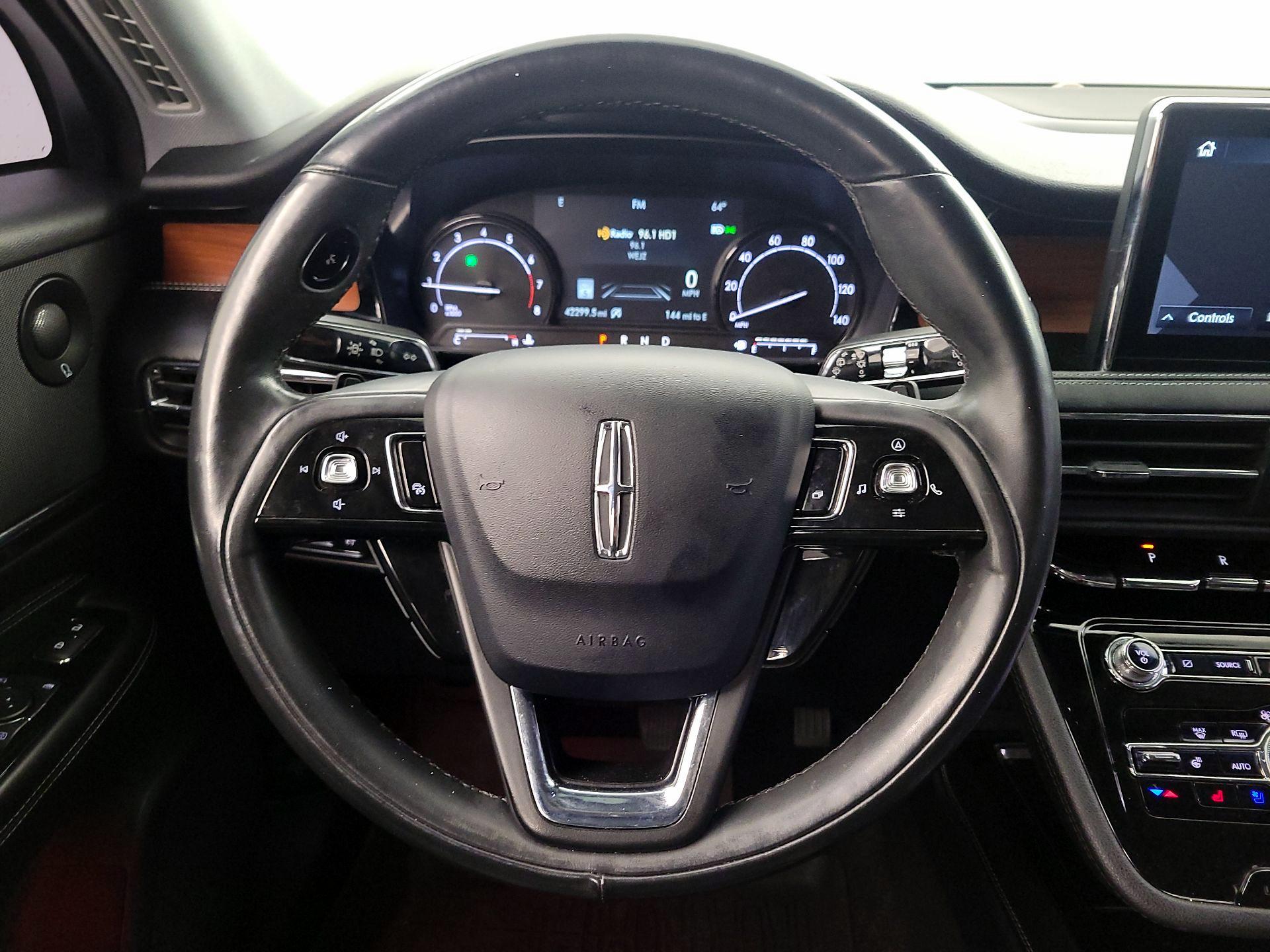 Thumbnail: 2020 Lincoln Corsair - 10