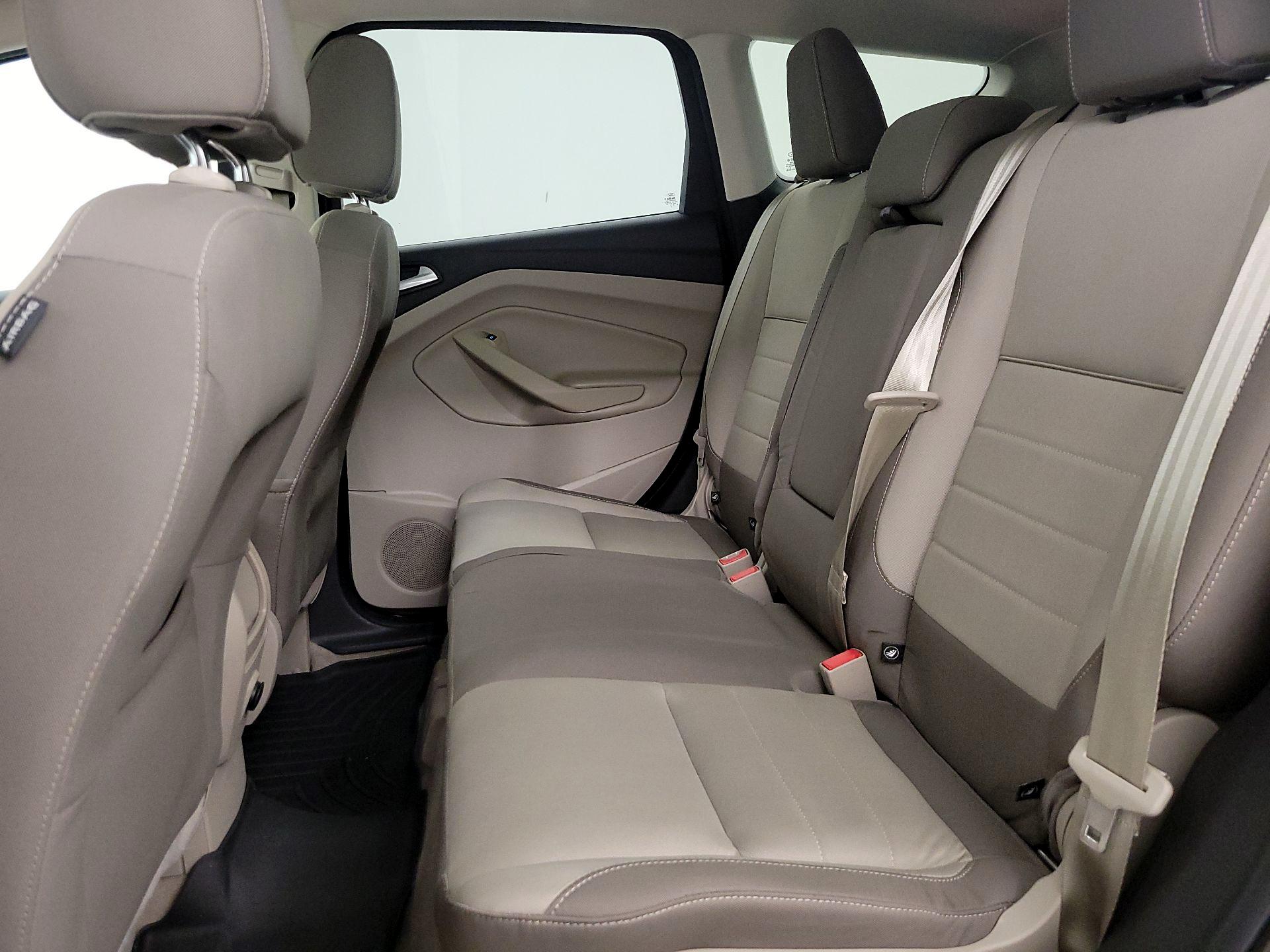 Thumbnail: 2015 Ford Escape - 18