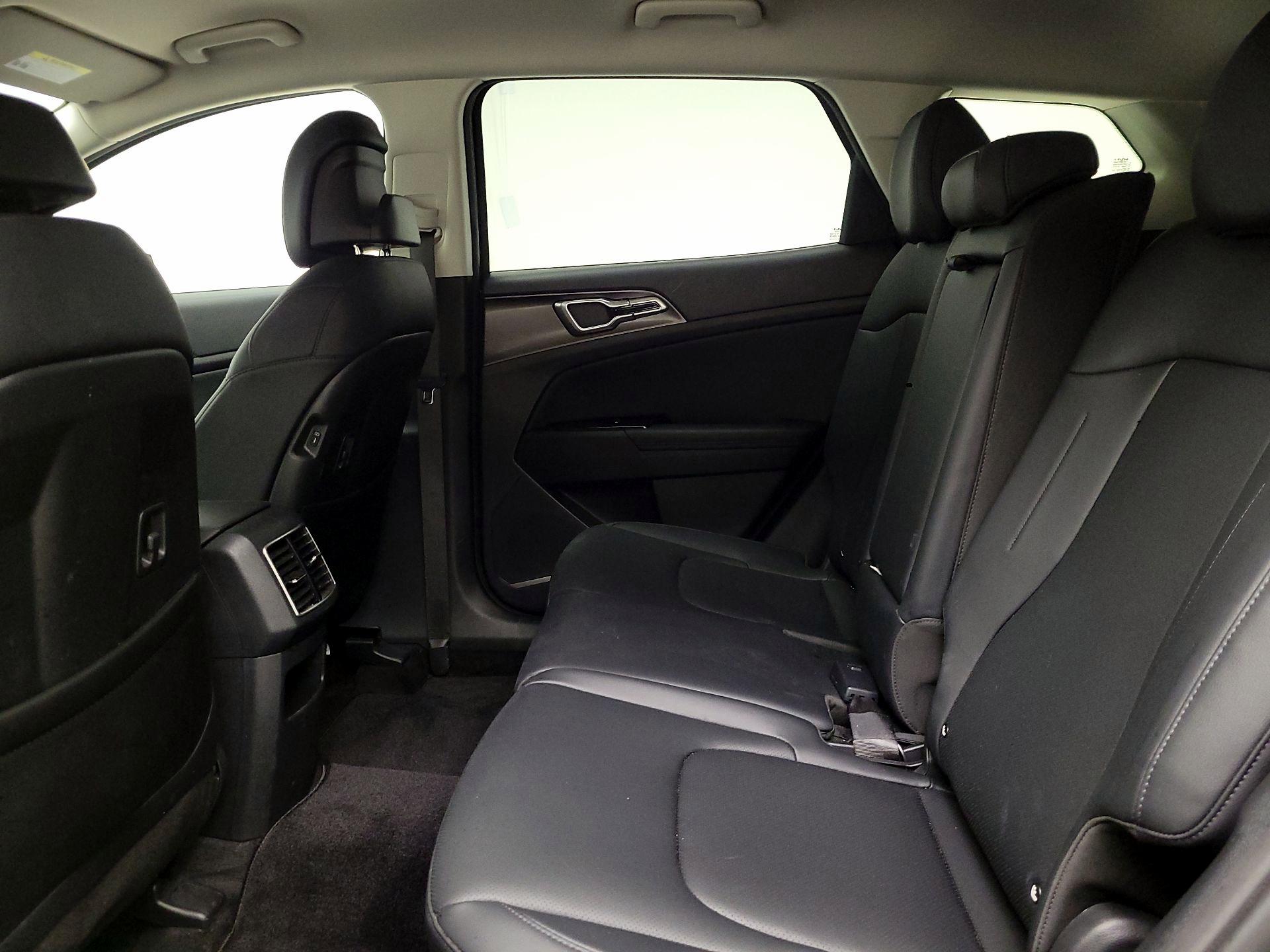 Thumbnail: 2025 Kia Sportage - 20