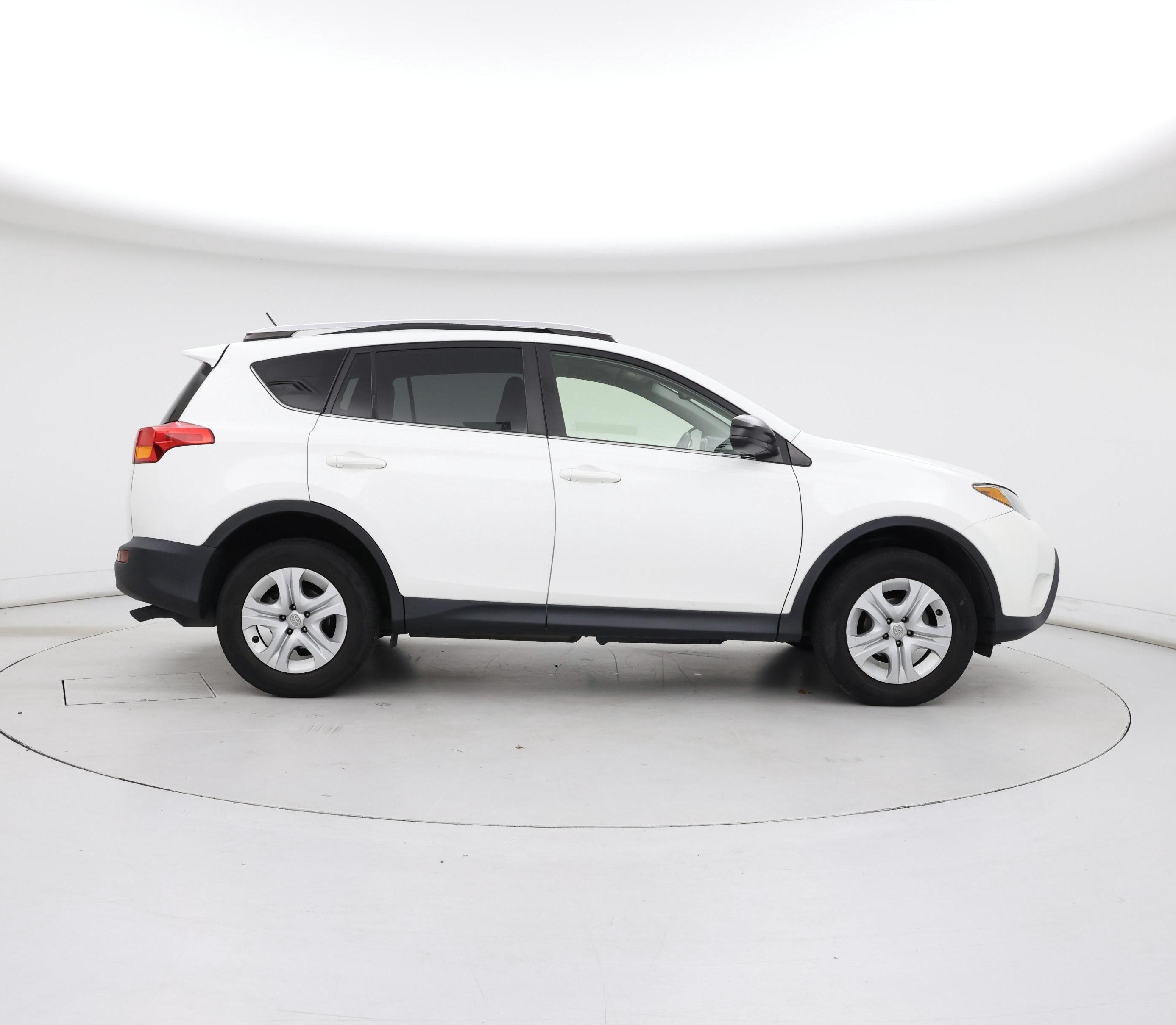 Thumbnail: 2015 Toyota RAV4 - 7