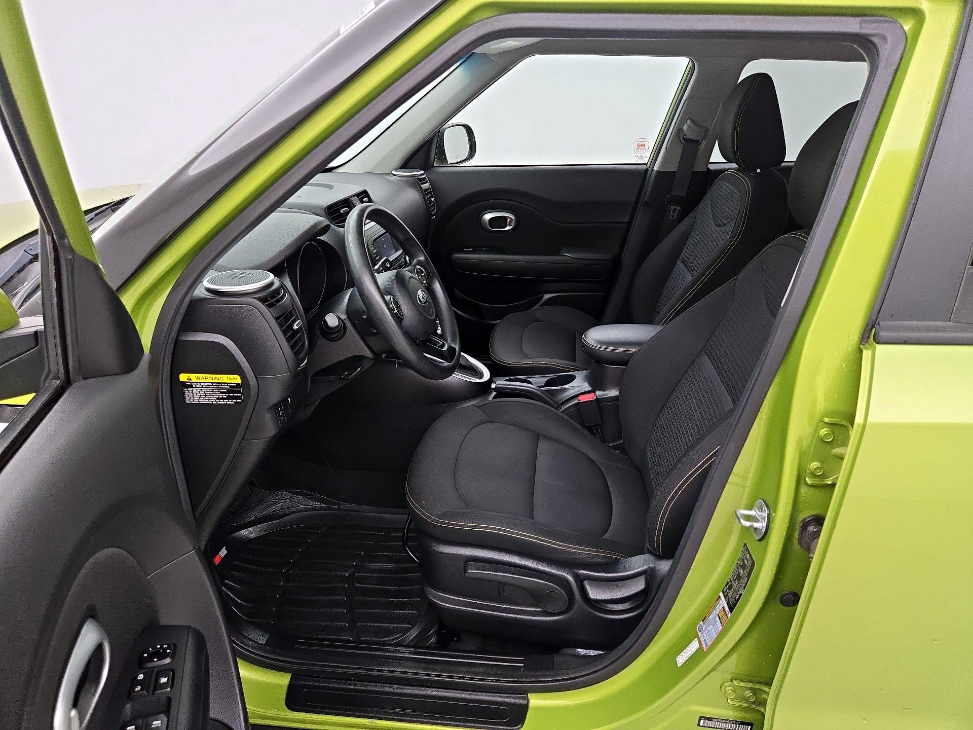 Thumbnail: 2016 Kia Soul - 11