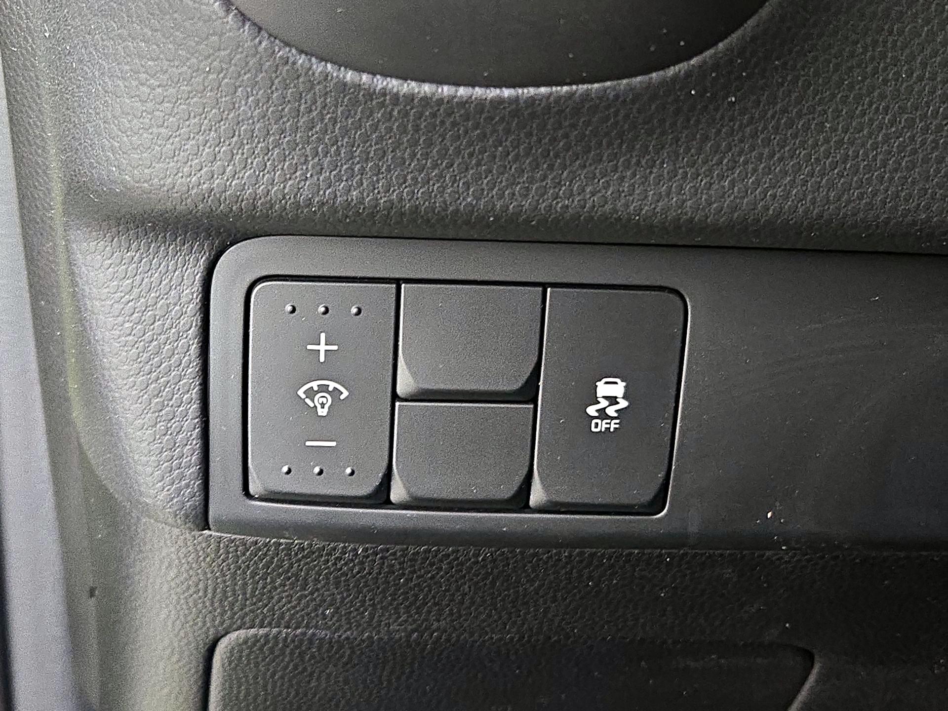 Thumbnail: 2016 Kia Soul - 13
