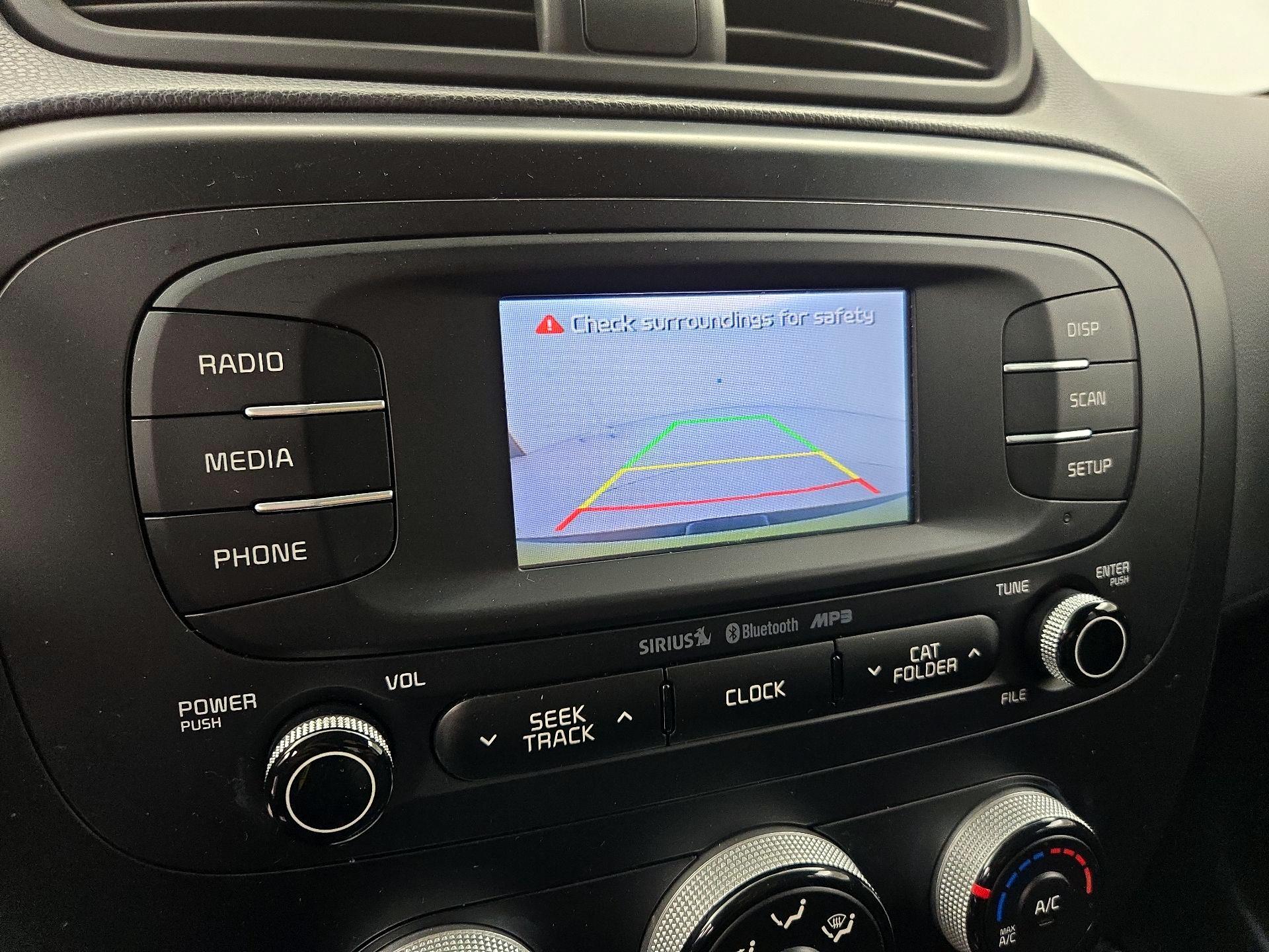 Thumbnail: 2016 Kia Soul - 14