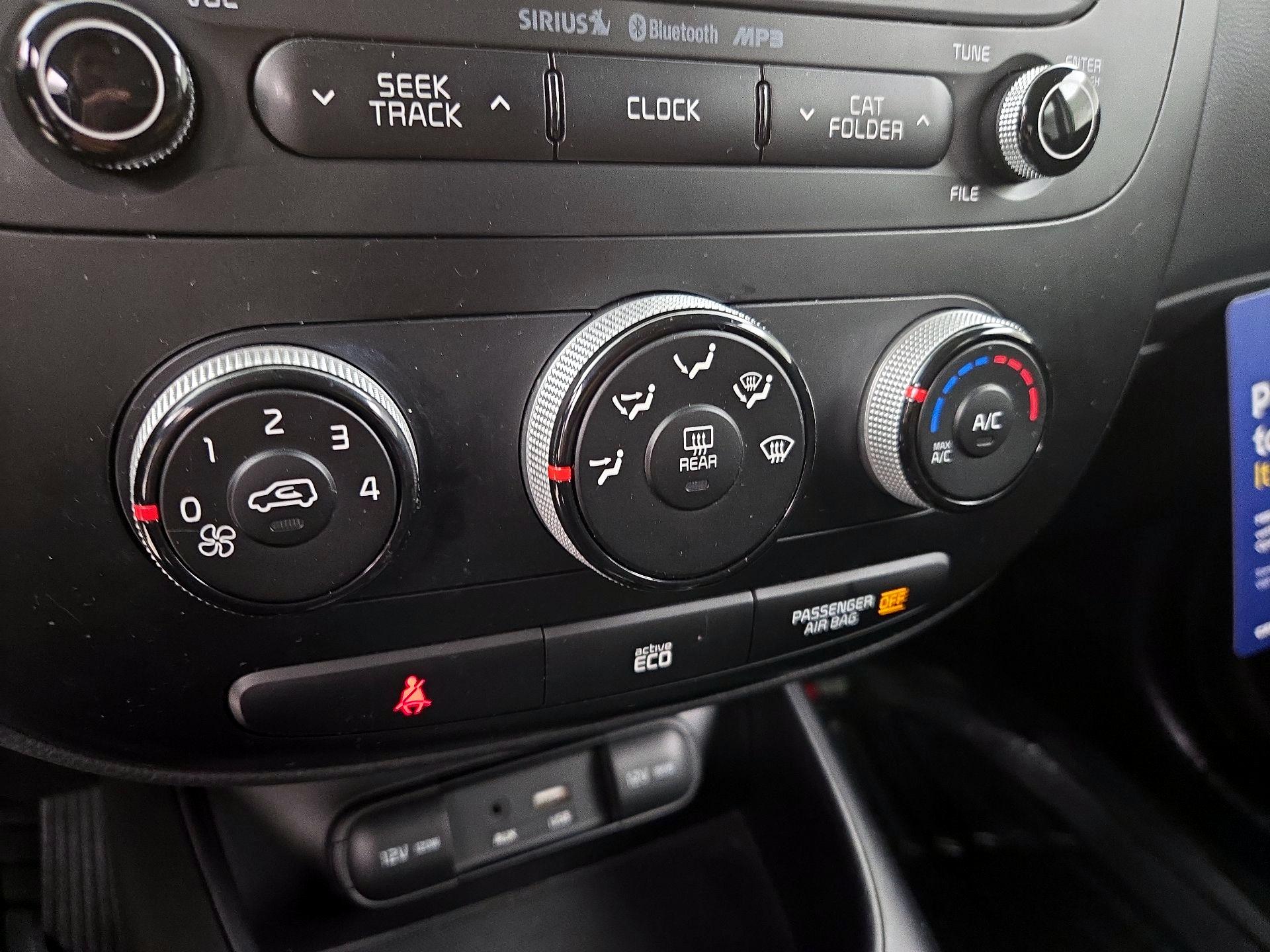 Thumbnail: 2016 Kia Soul - 16