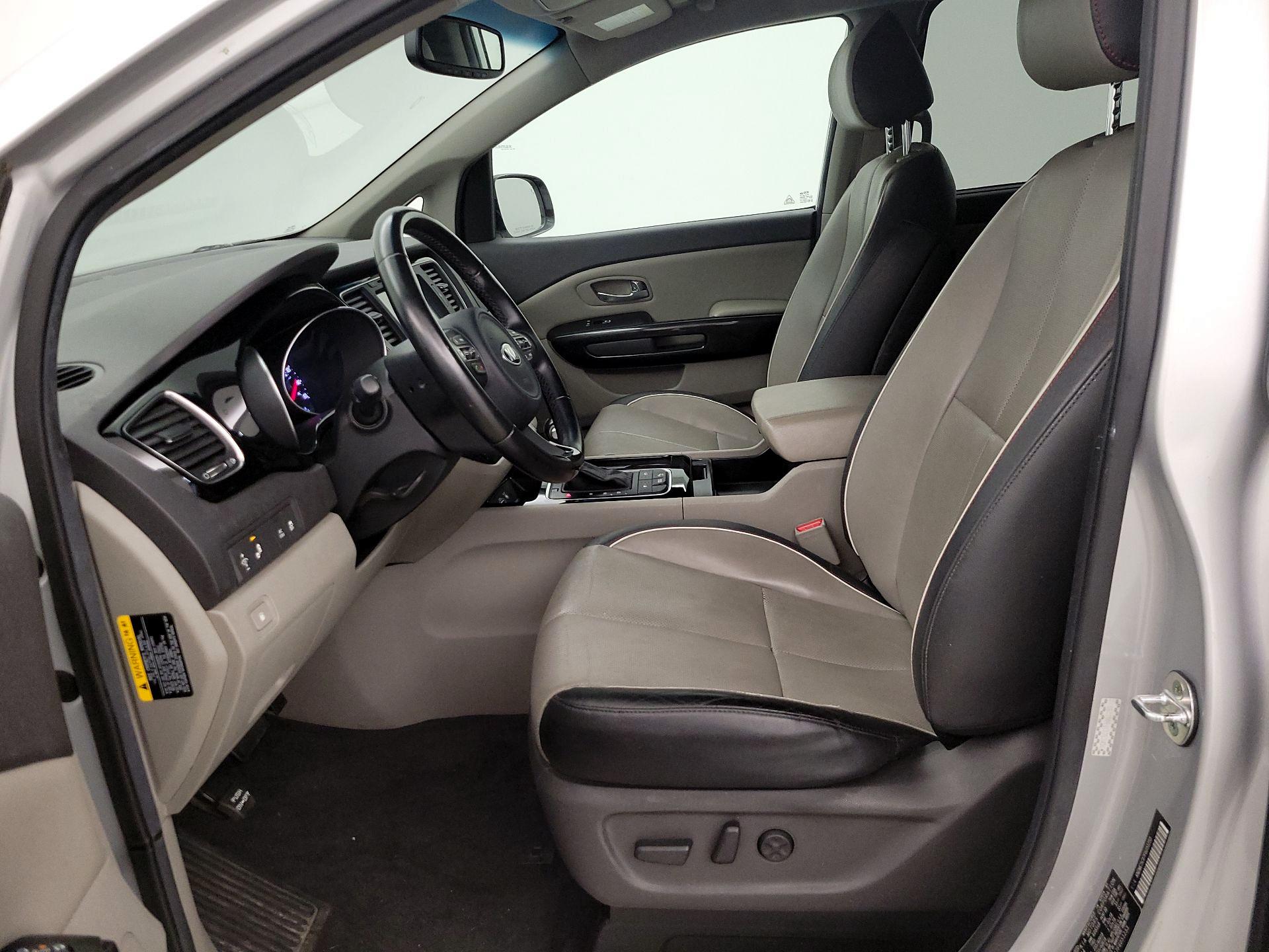 Thumbnail: 2015 Kia Sedona - 11