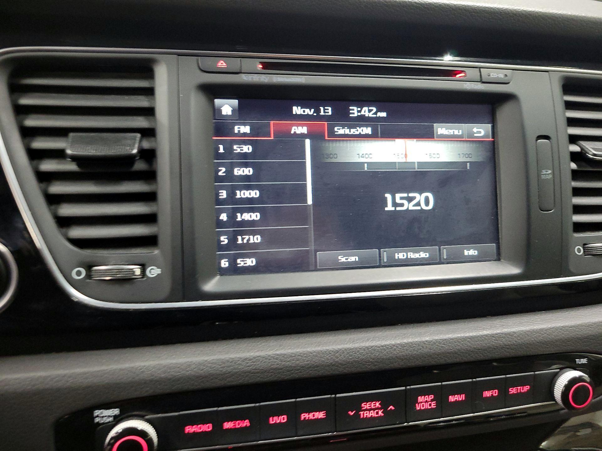 Thumbnail: 2015 Kia Sedona - 15