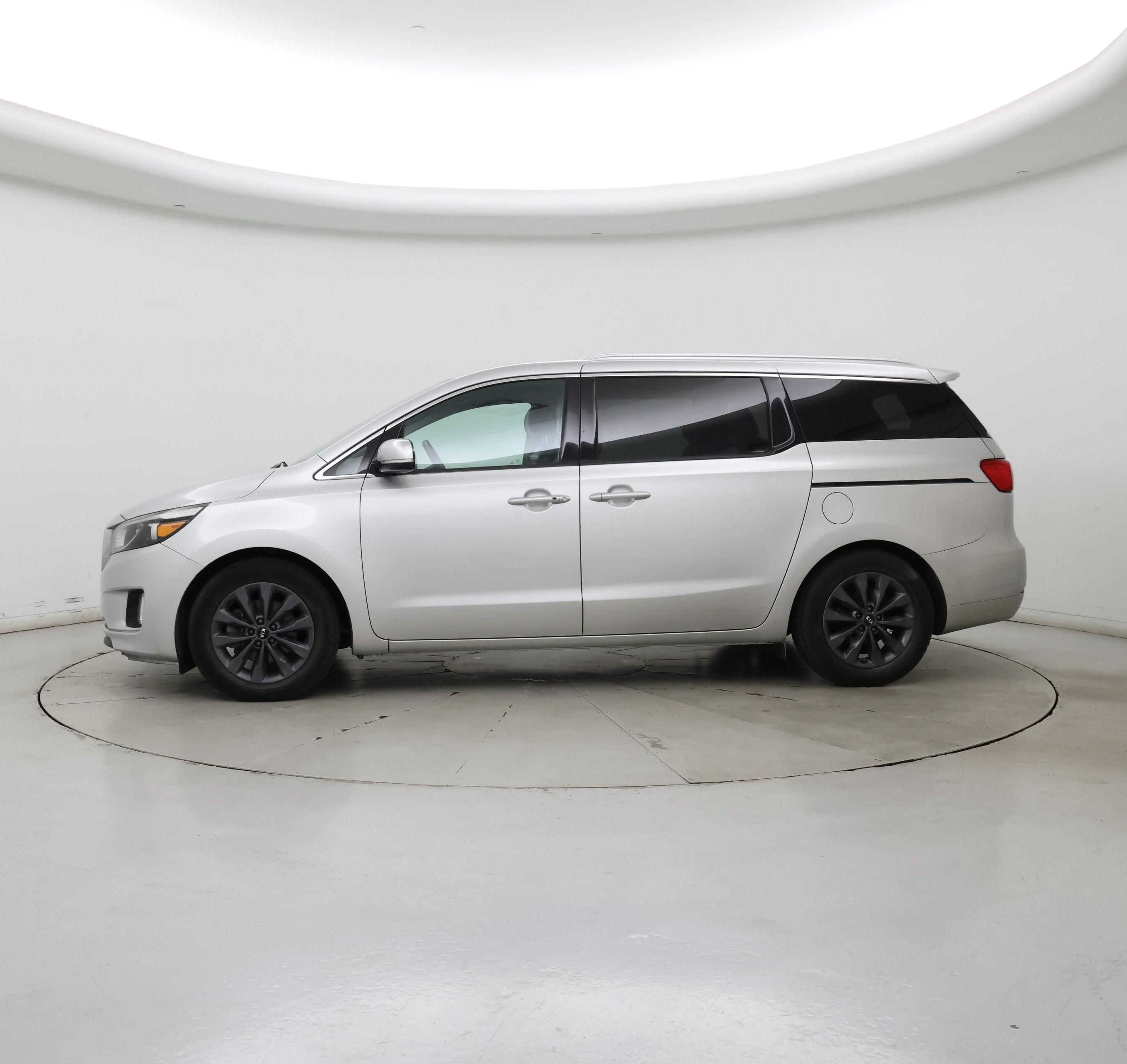 Thumbnail: 2015 Kia Sedona - 3