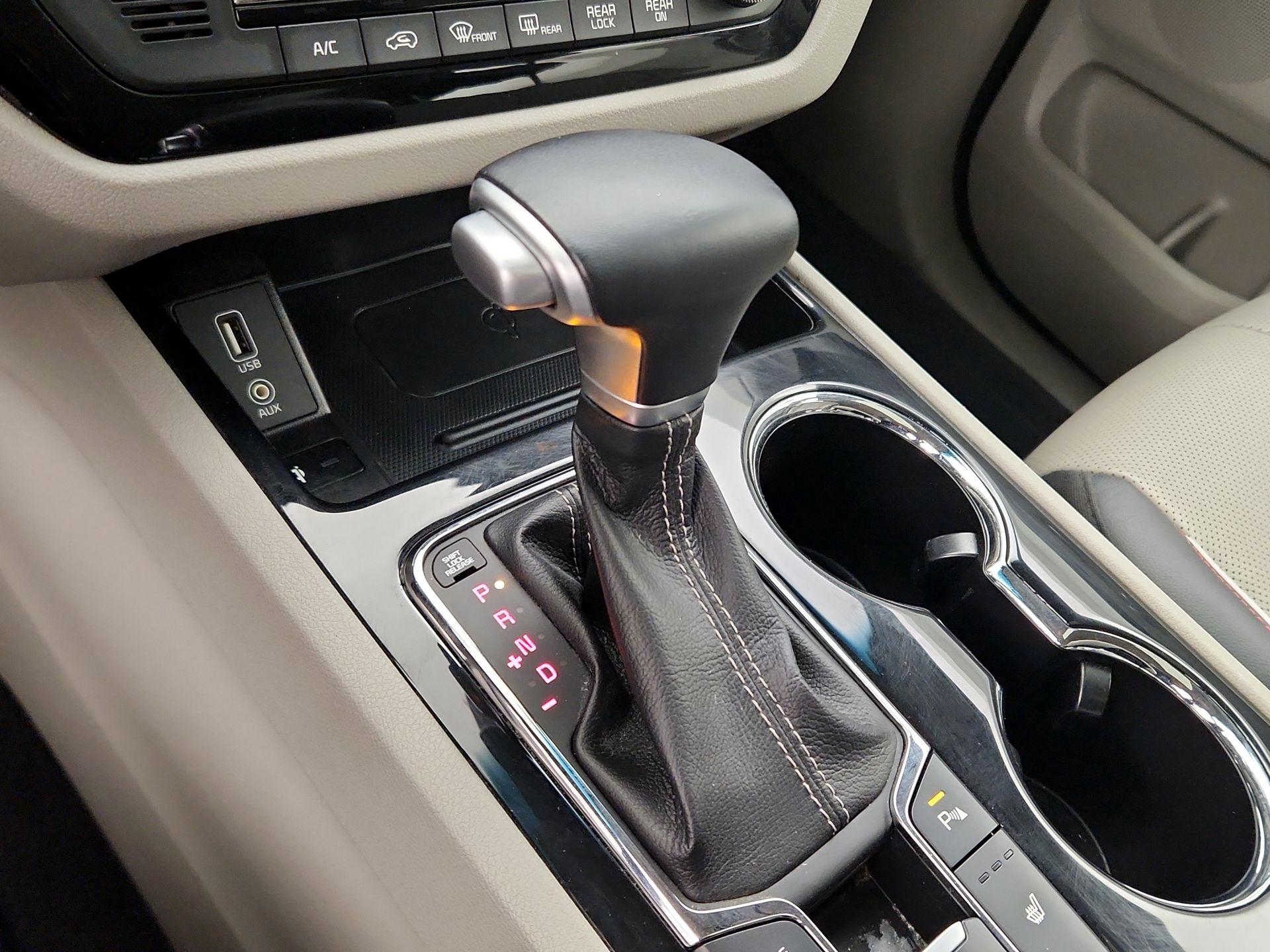 Thumbnail: 2020 Kia Sedona - 17