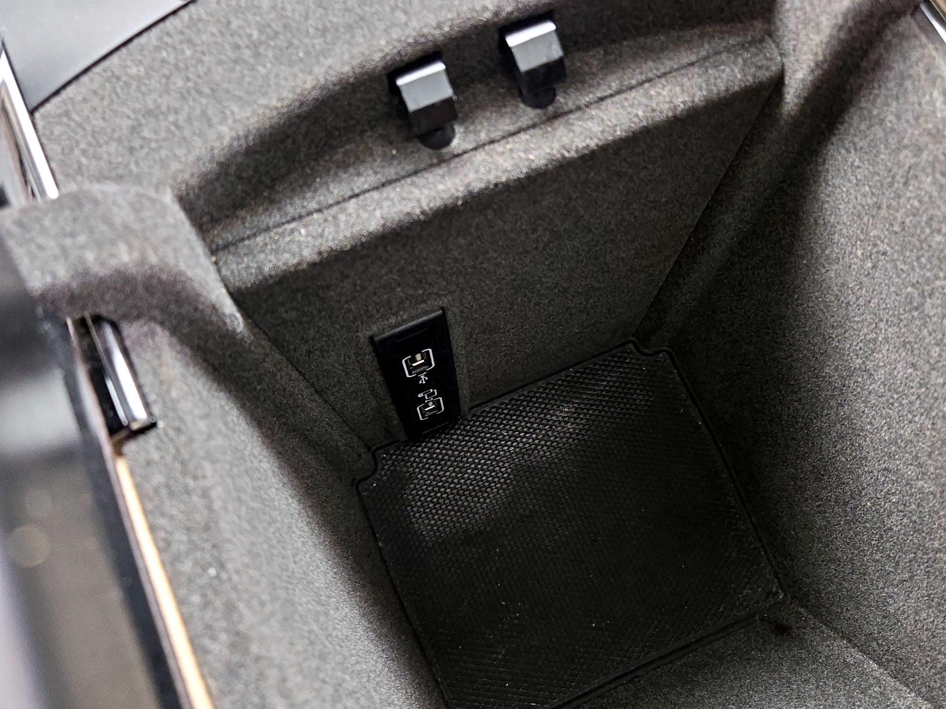 Thumbnail: 2018 Mercedes-Benz GLE - 19