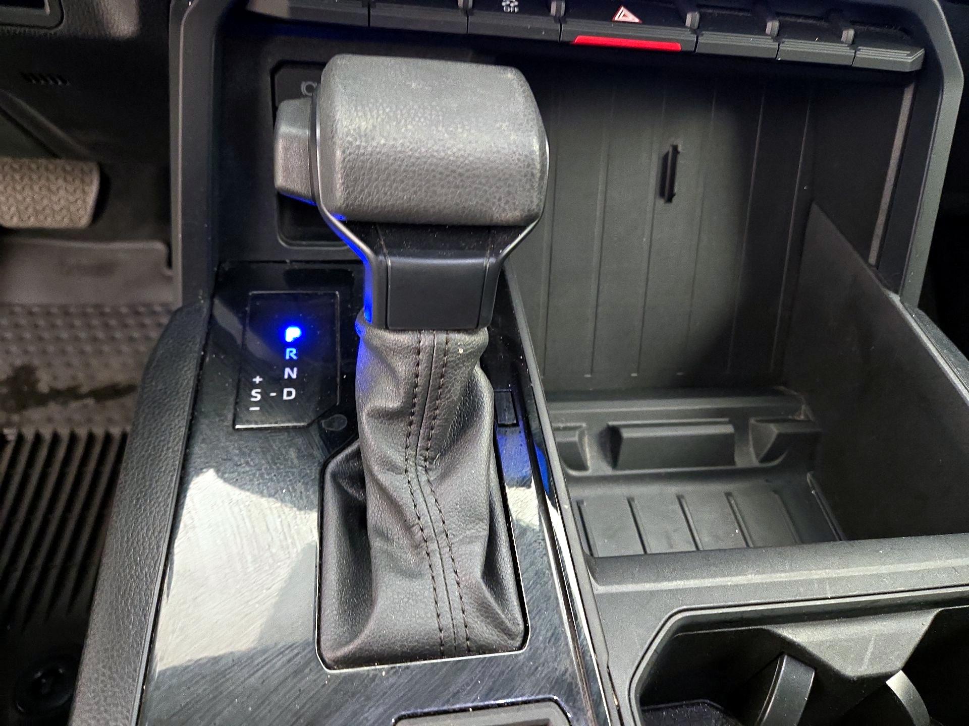 Thumbnail: 2022 Toyota Tundra - 17