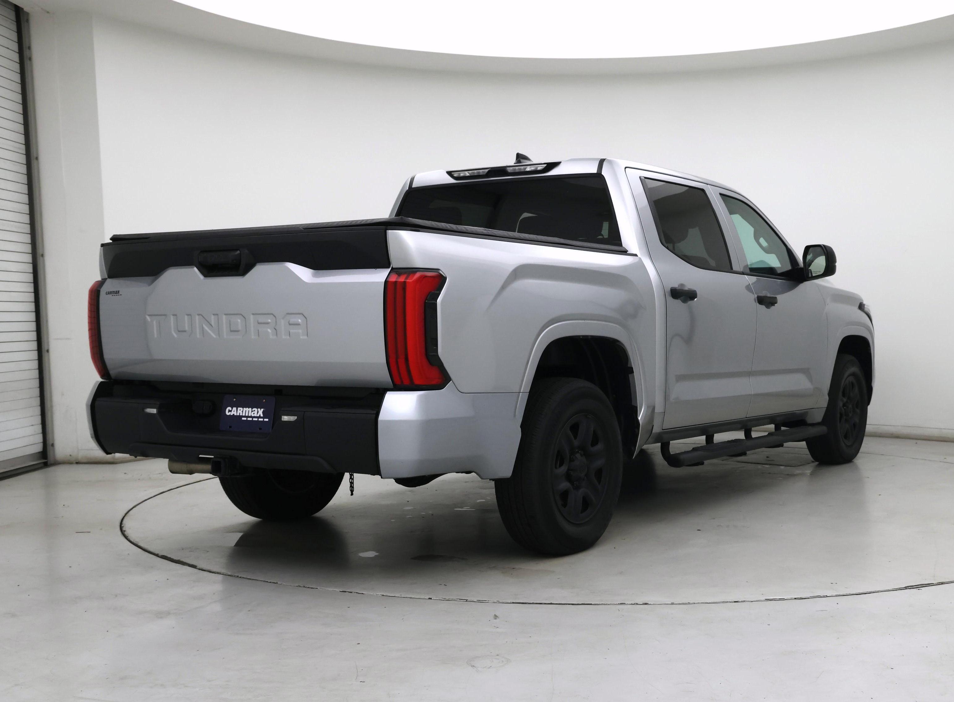Thumbnail: 2022 Toyota Tundra - 8