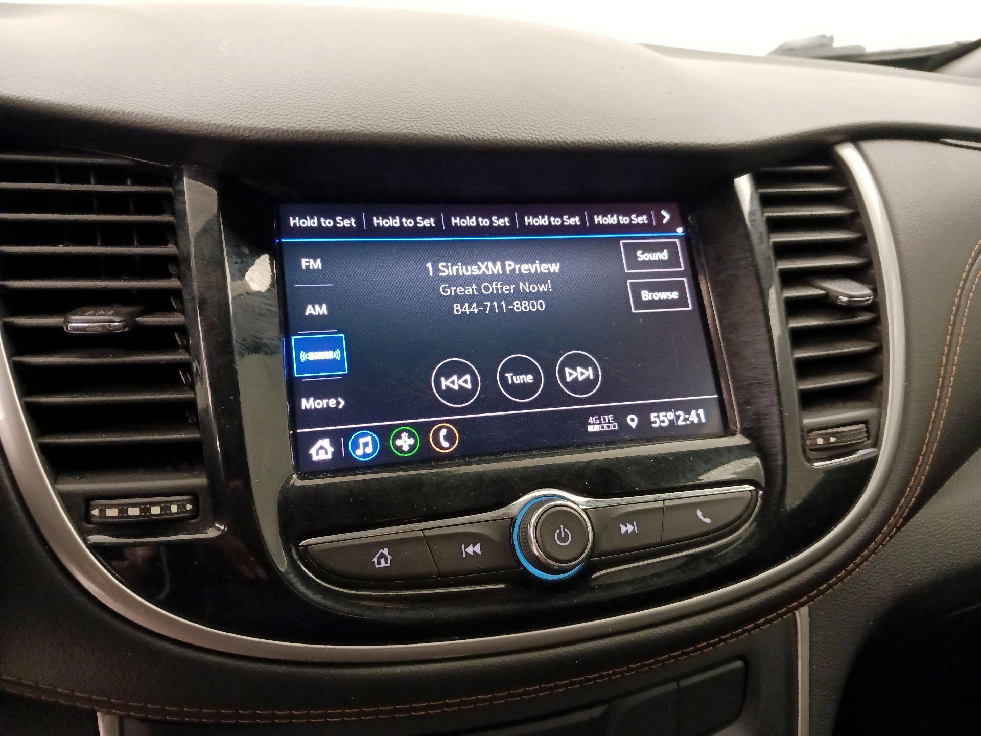 Thumbnail: 2020 Chevrolet Trax - 15