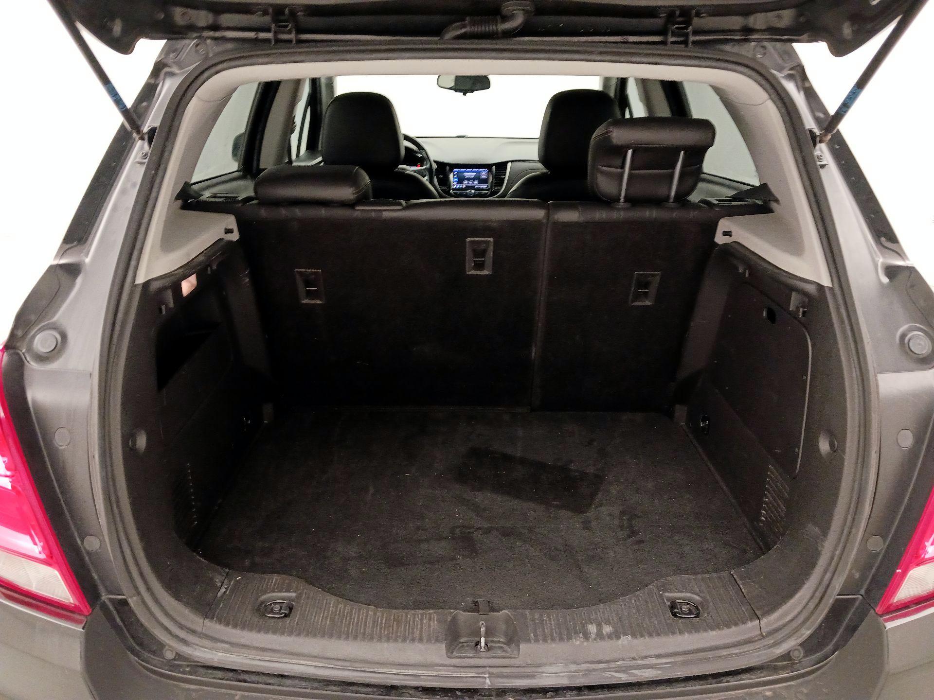 Thumbnail: 2020 Chevrolet Trax - 20