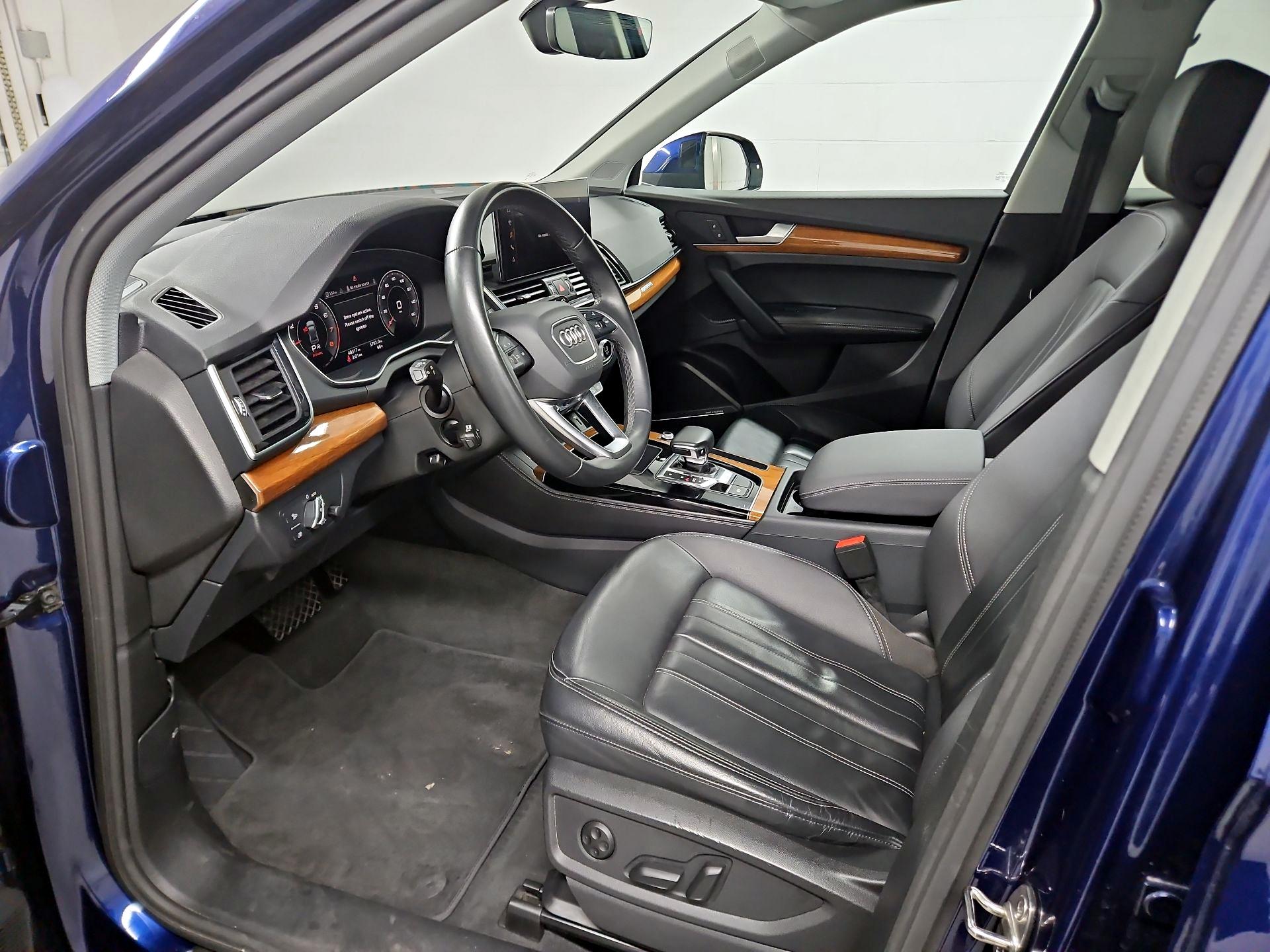 Thumbnail: 2023 Audi Q5 - 11