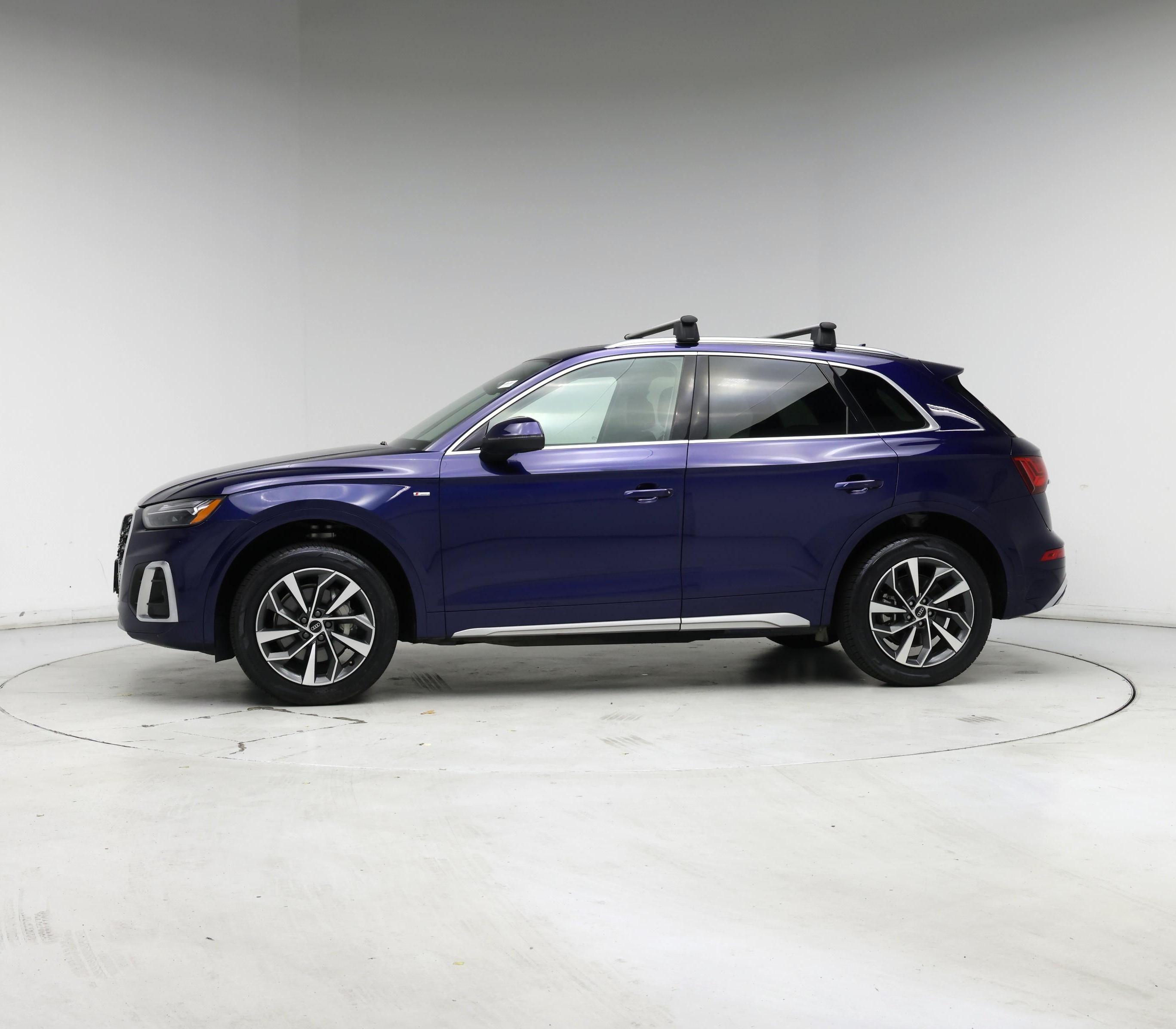 Thumbnail: 2023 Audi Q5 - 3