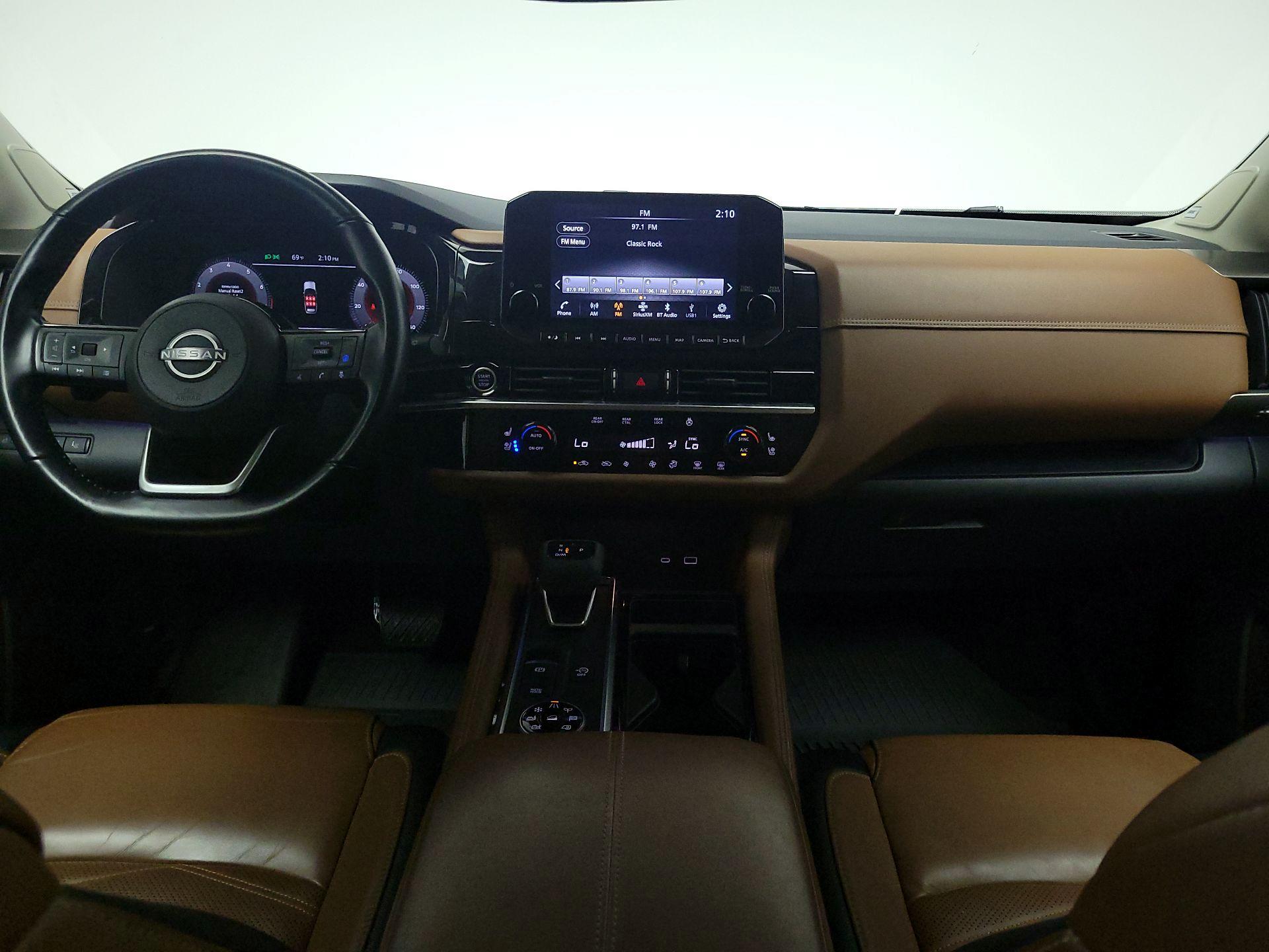 Thumbnail: 2022 Nissan Pathfinder - 9