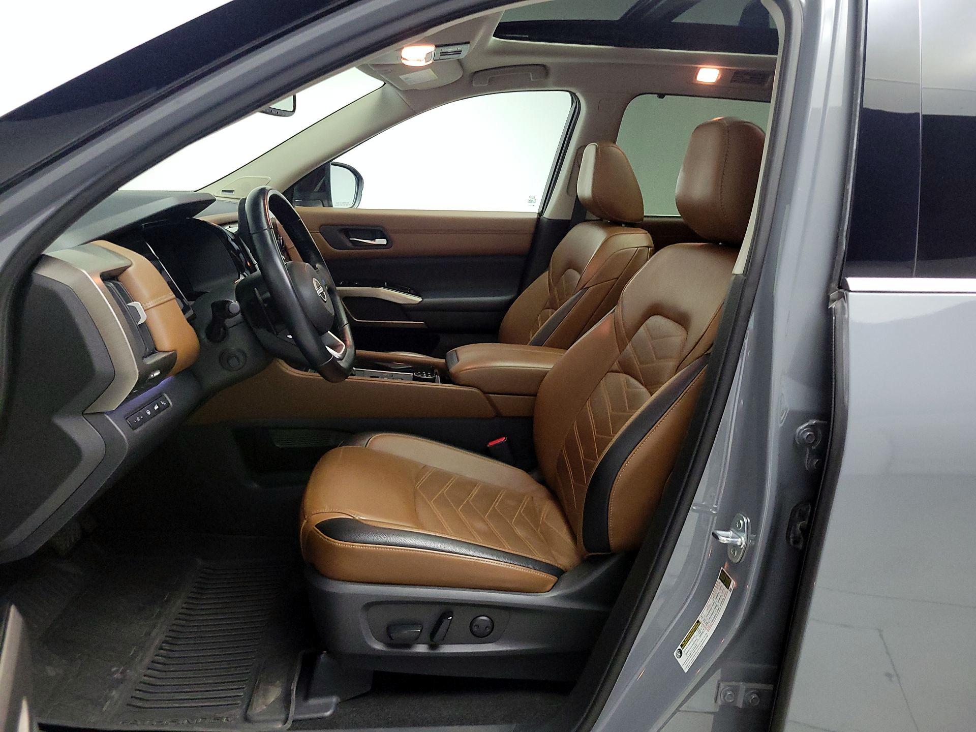 Thumbnail: 2022 Nissan Pathfinder - 11