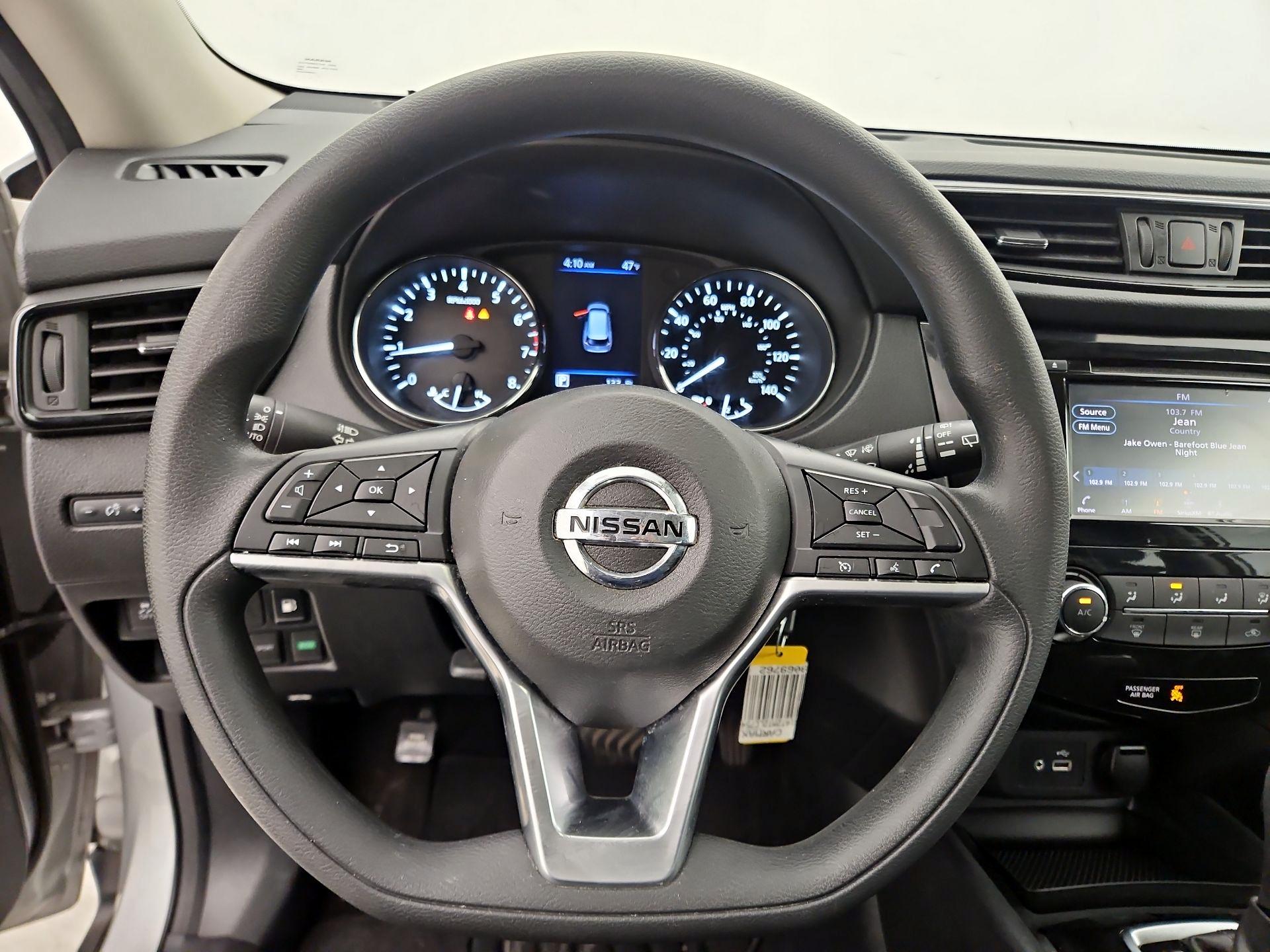 Thumbnail: 2020 Nissan Rogue - 10