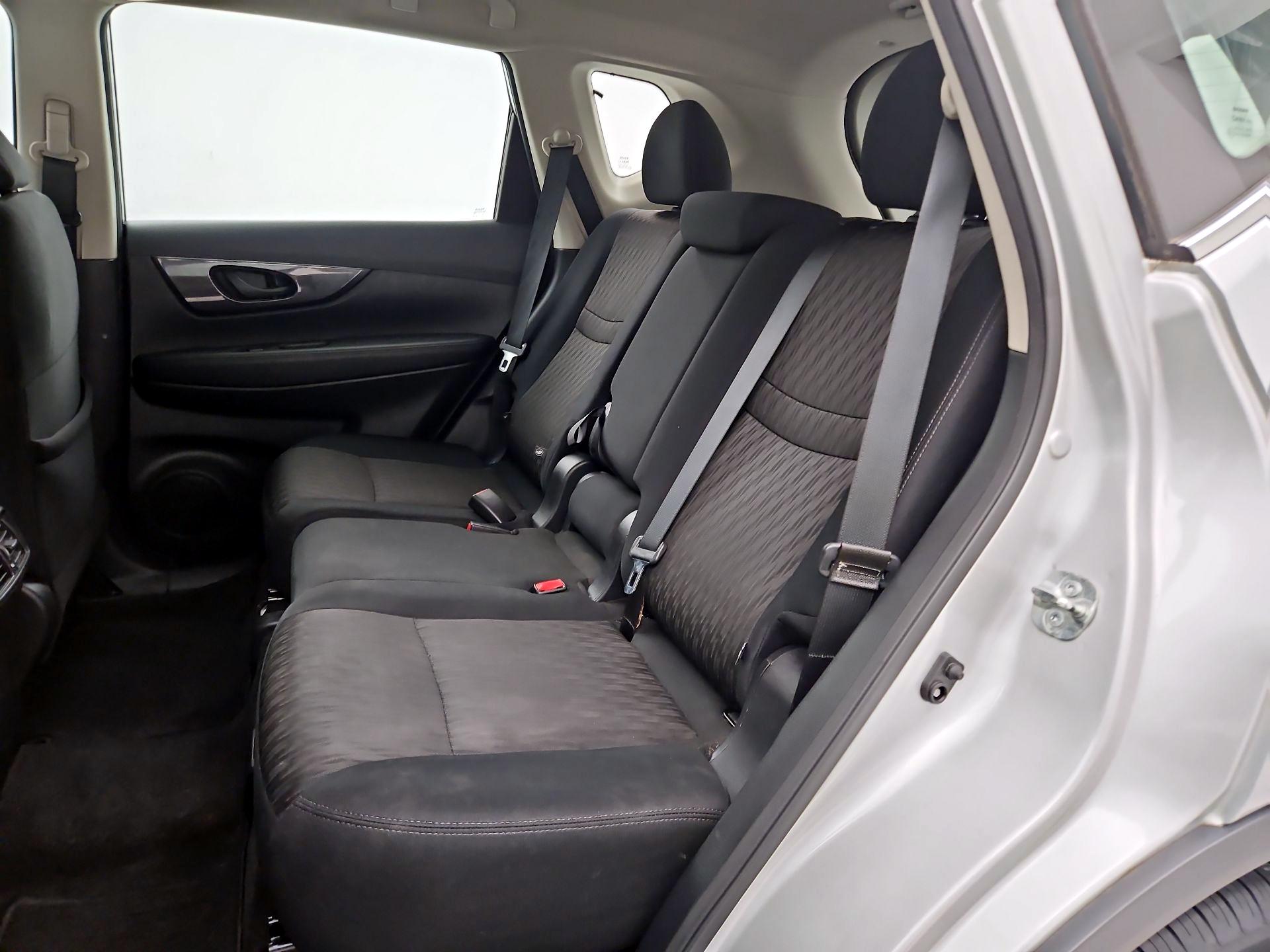 Thumbnail: 2020 Nissan Rogue - 19