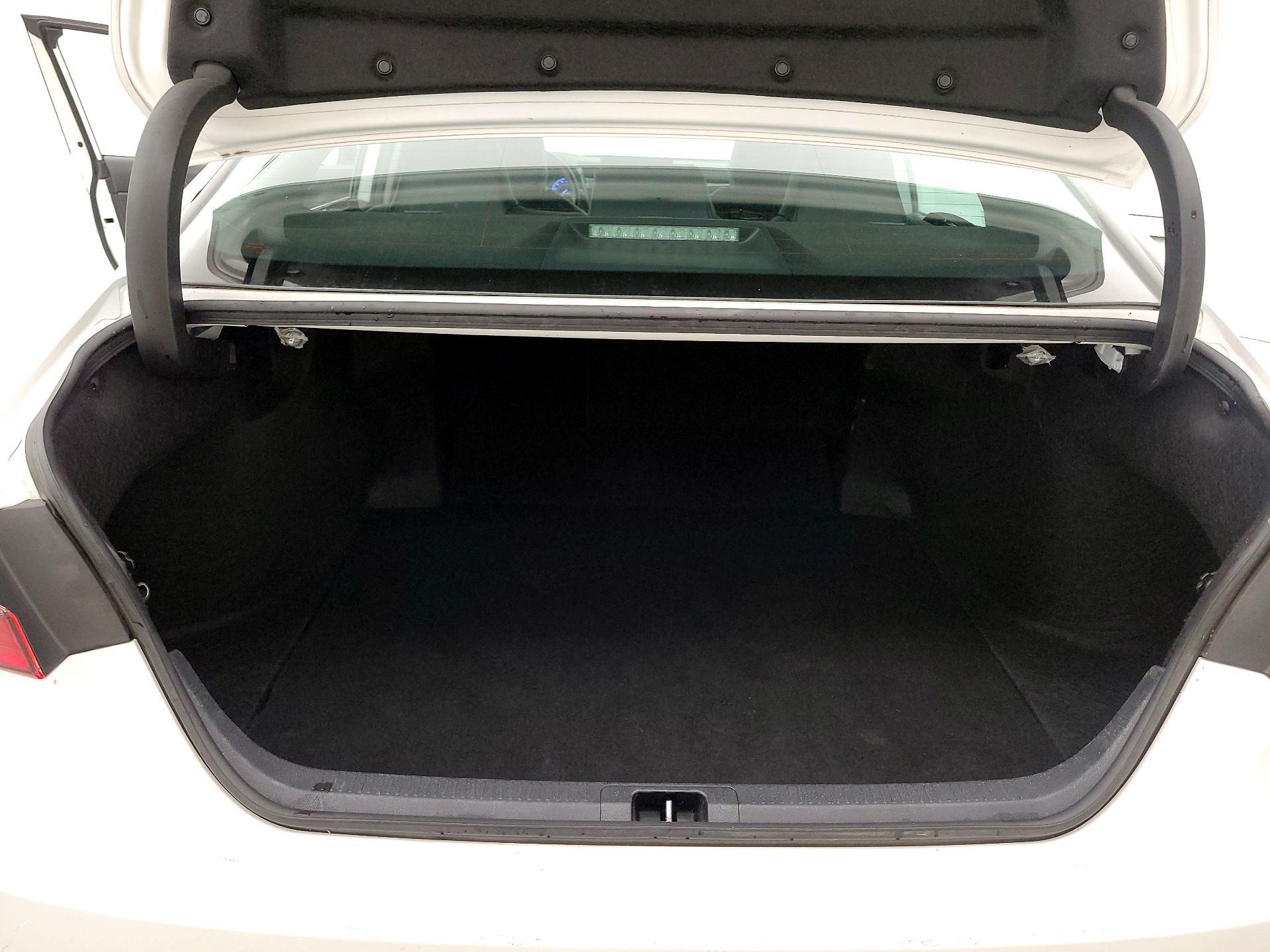 Thumbnail: 2023 Toyota Camry - 20