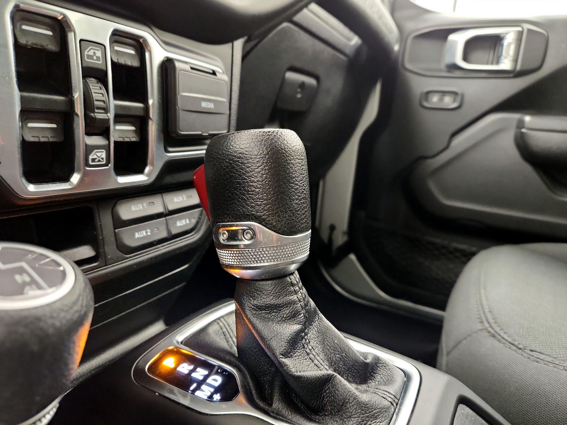 Thumbnail: 2022 Jeep Wrangler - 17