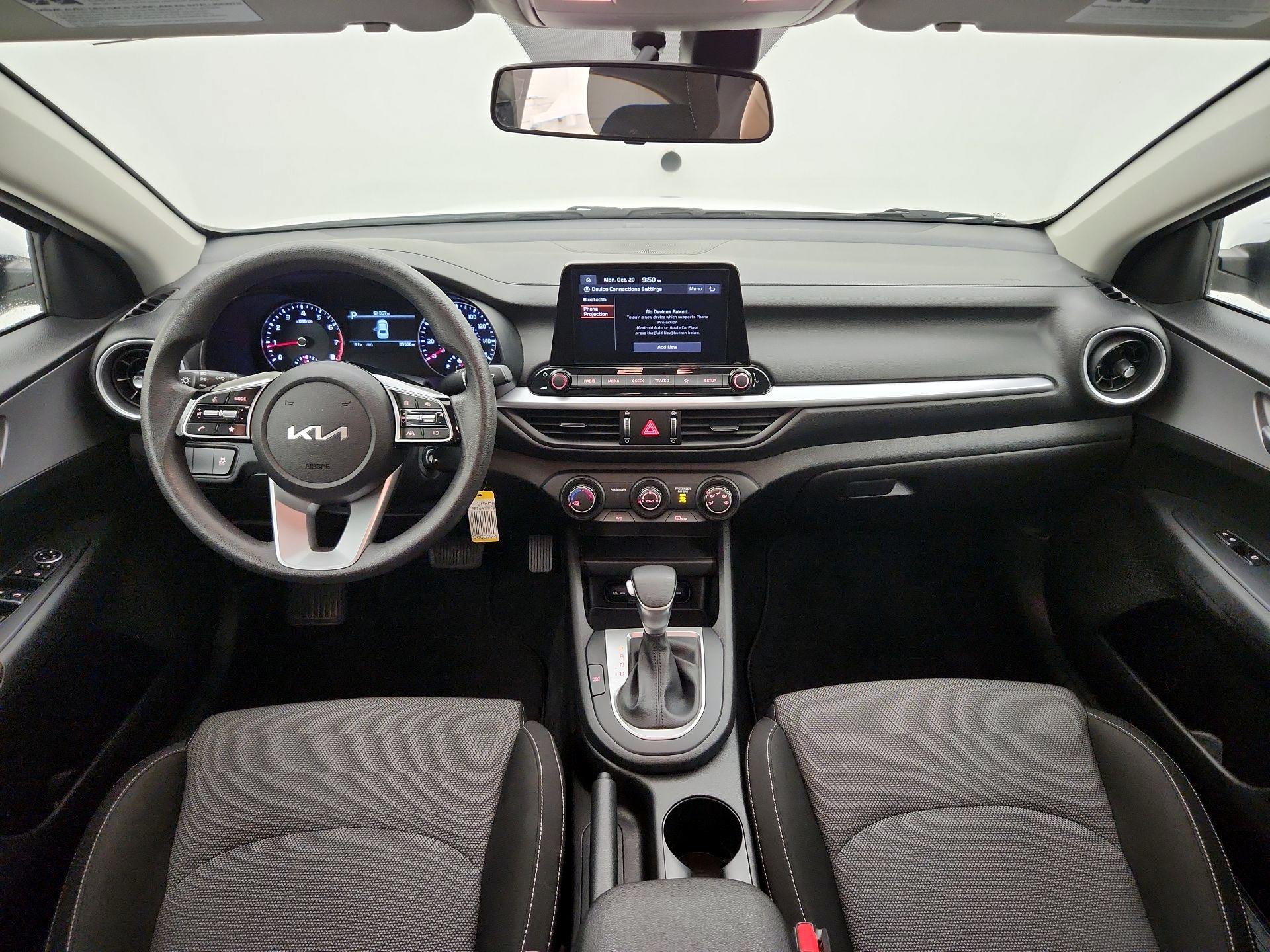 Thumbnail: 2023 Kia Forte - 9