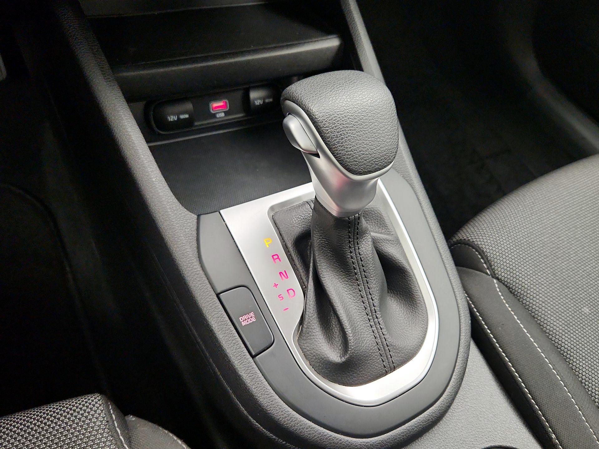 Thumbnail: 2023 Kia Forte - 17