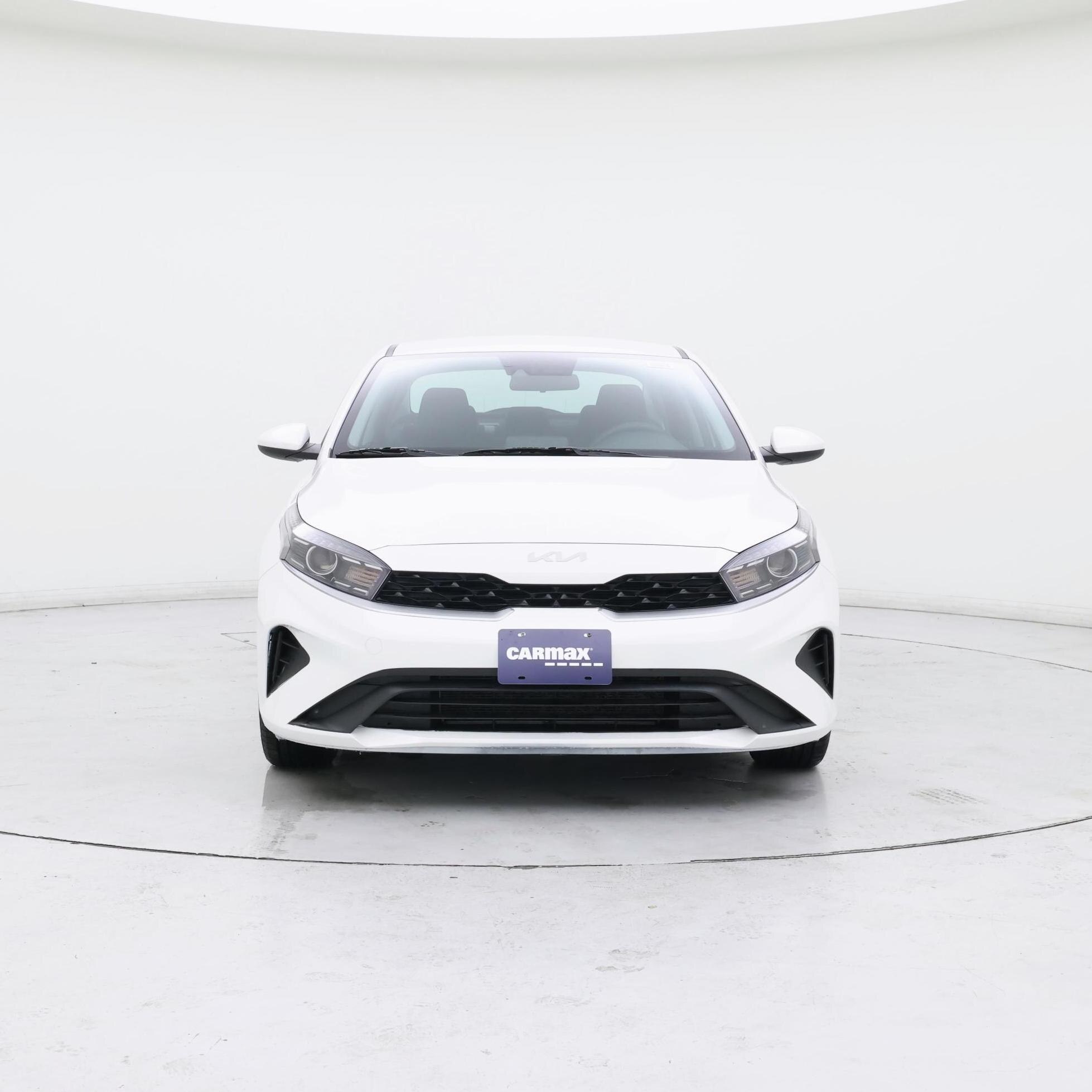 Thumbnail: 2023 Kia Forte - 5