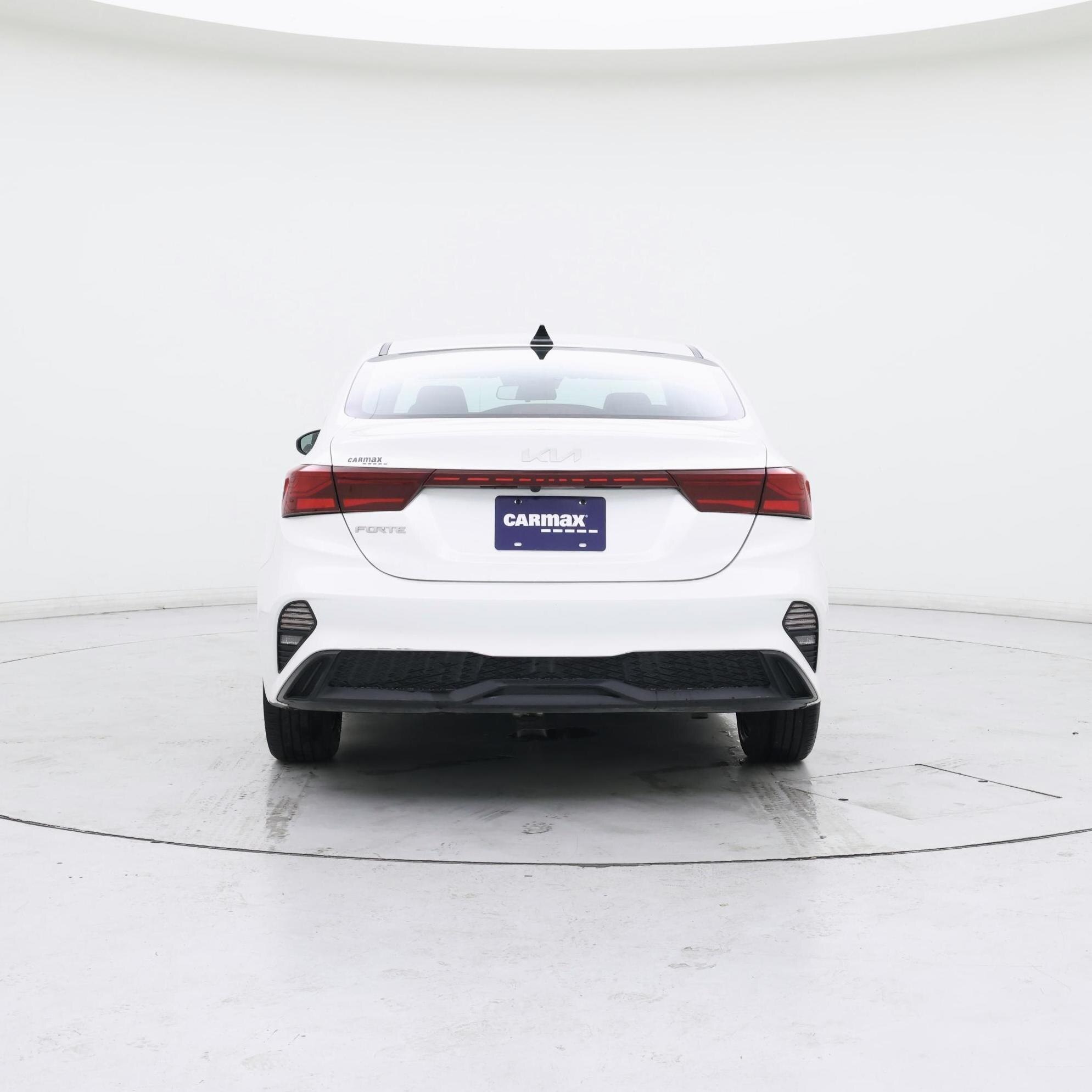 Thumbnail: 2023 Kia Forte - 6