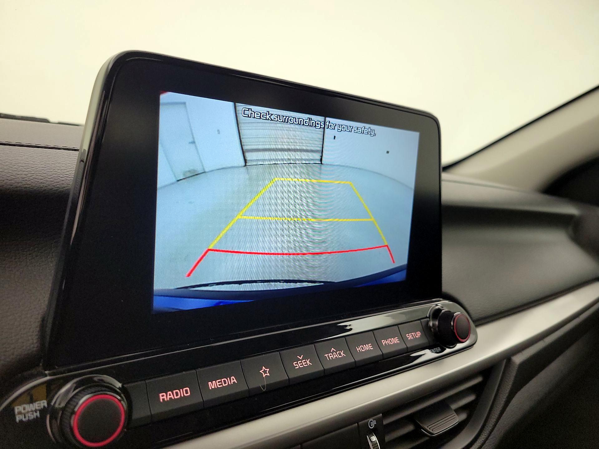 Thumbnail: 2021 Kia Forte - 14
