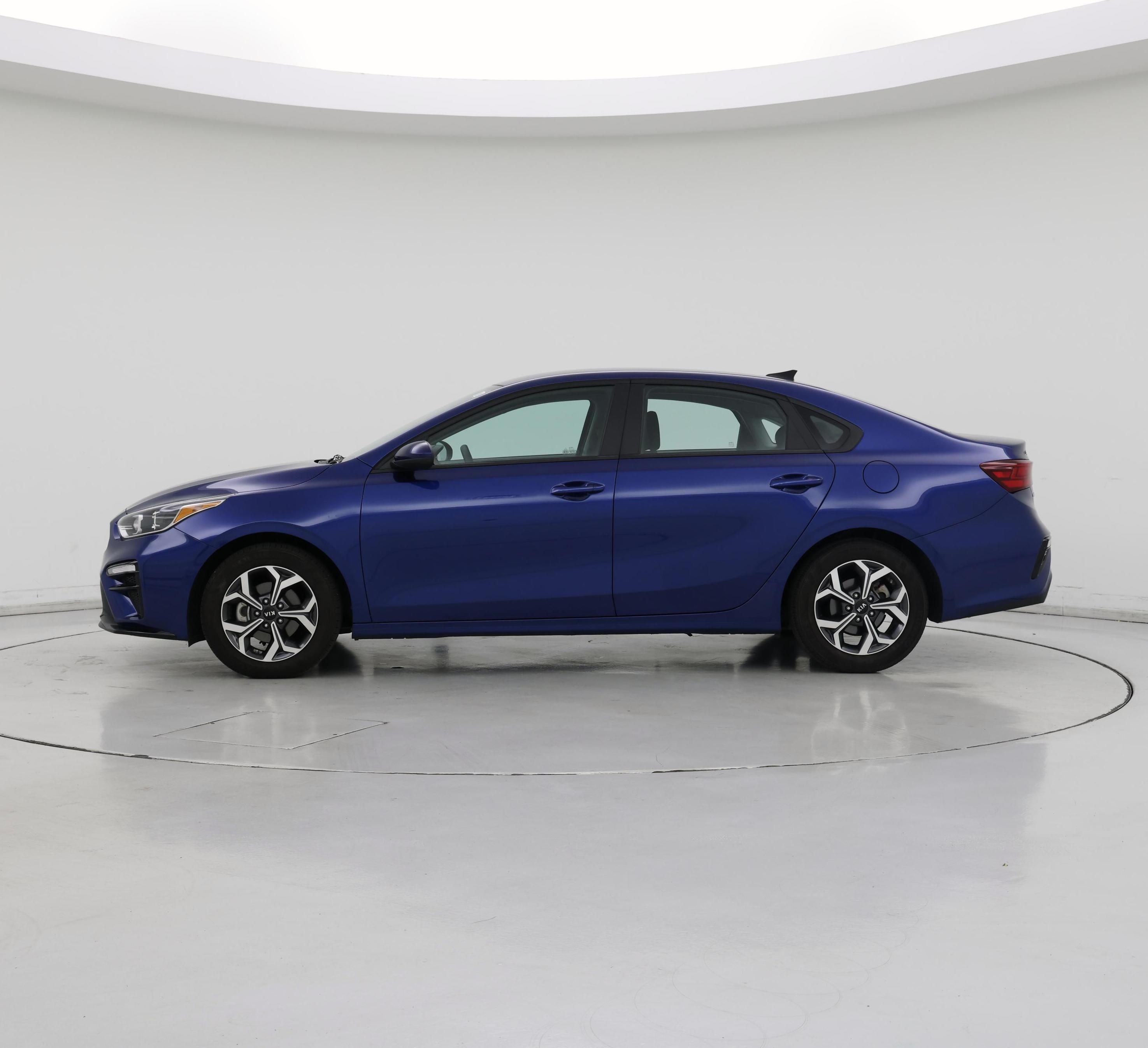 Thumbnail: 2021 Kia Forte - 3