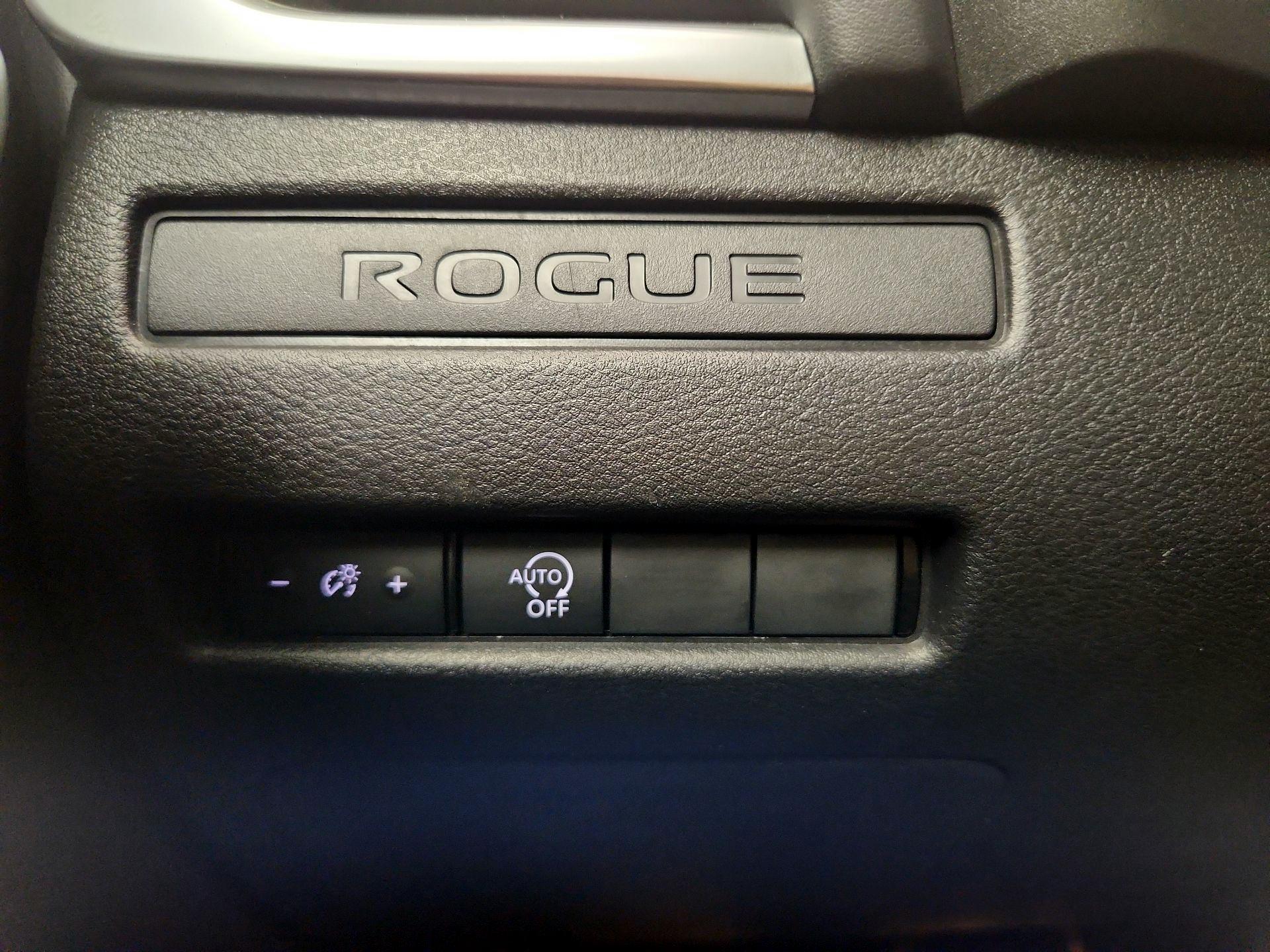 Thumbnail: 2023 Nissan Rogue - 13