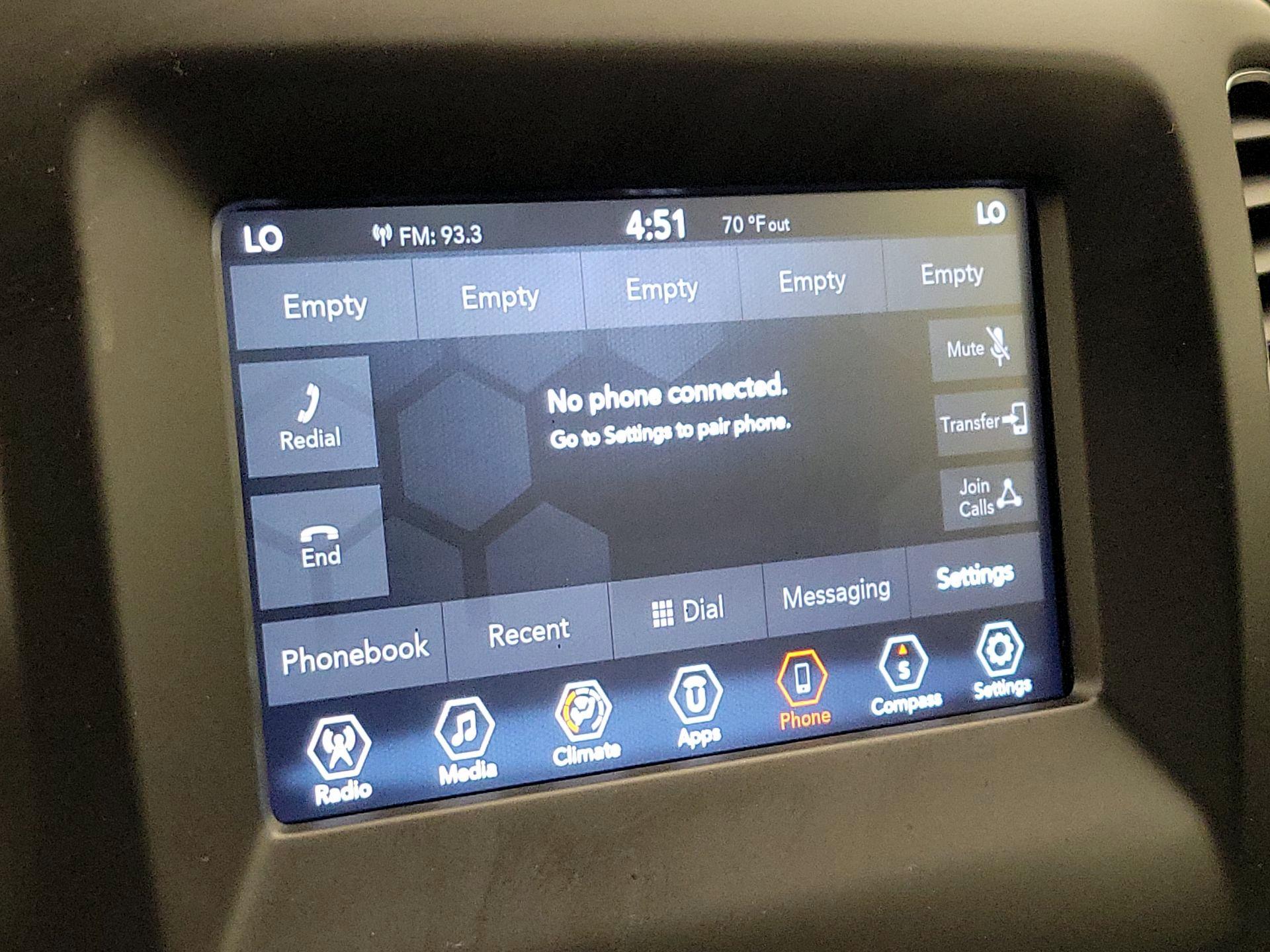 Thumbnail: 2020 Jeep Compass - 15