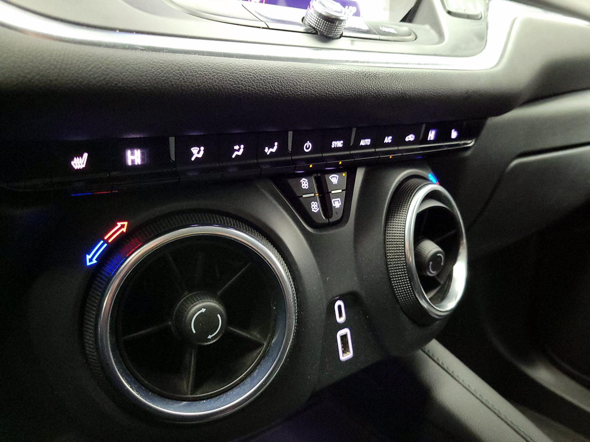 Thumbnail: 2022 Chevrolet Blazer - 16