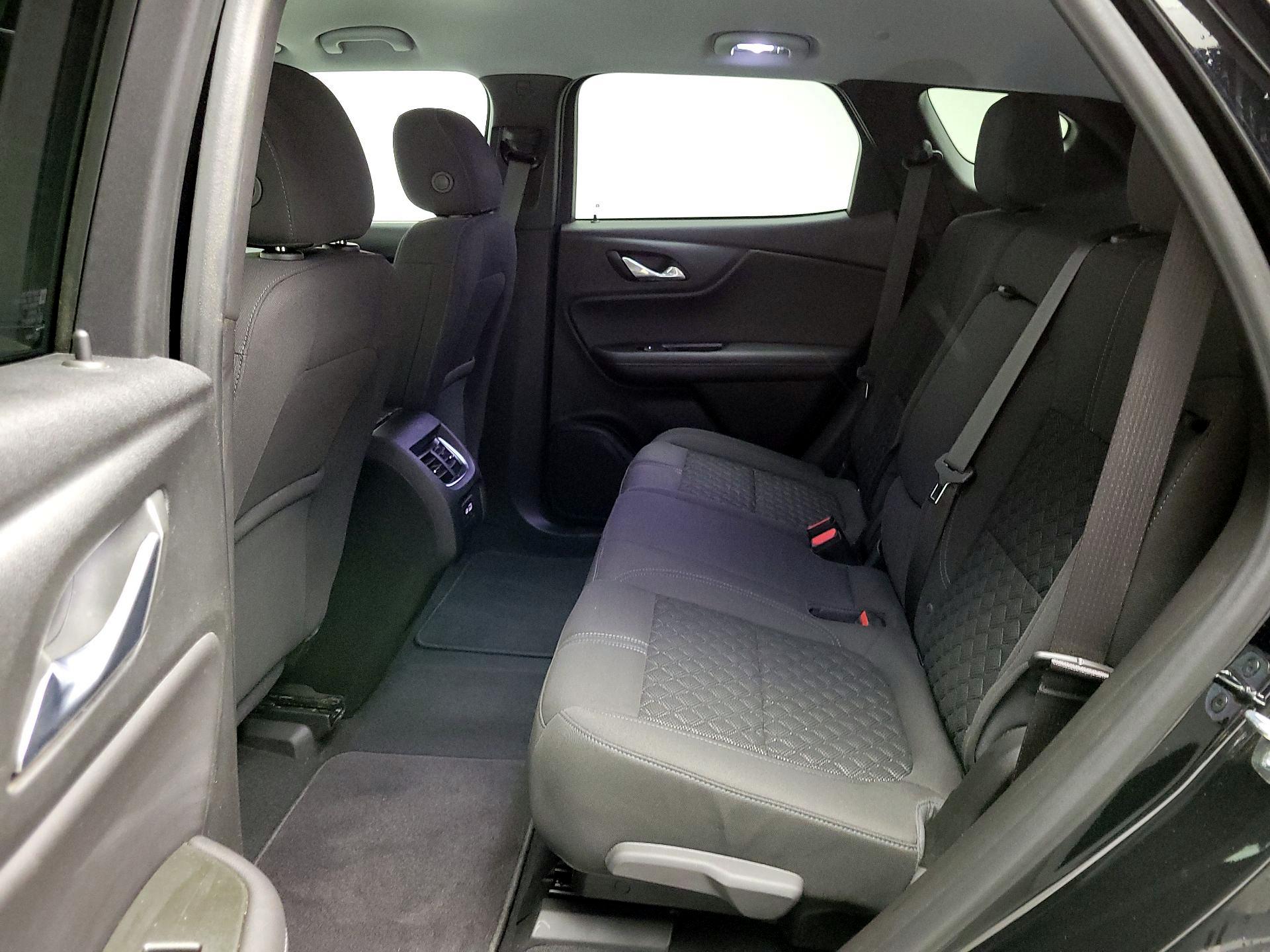 Thumbnail: 2022 Chevrolet Blazer - 19