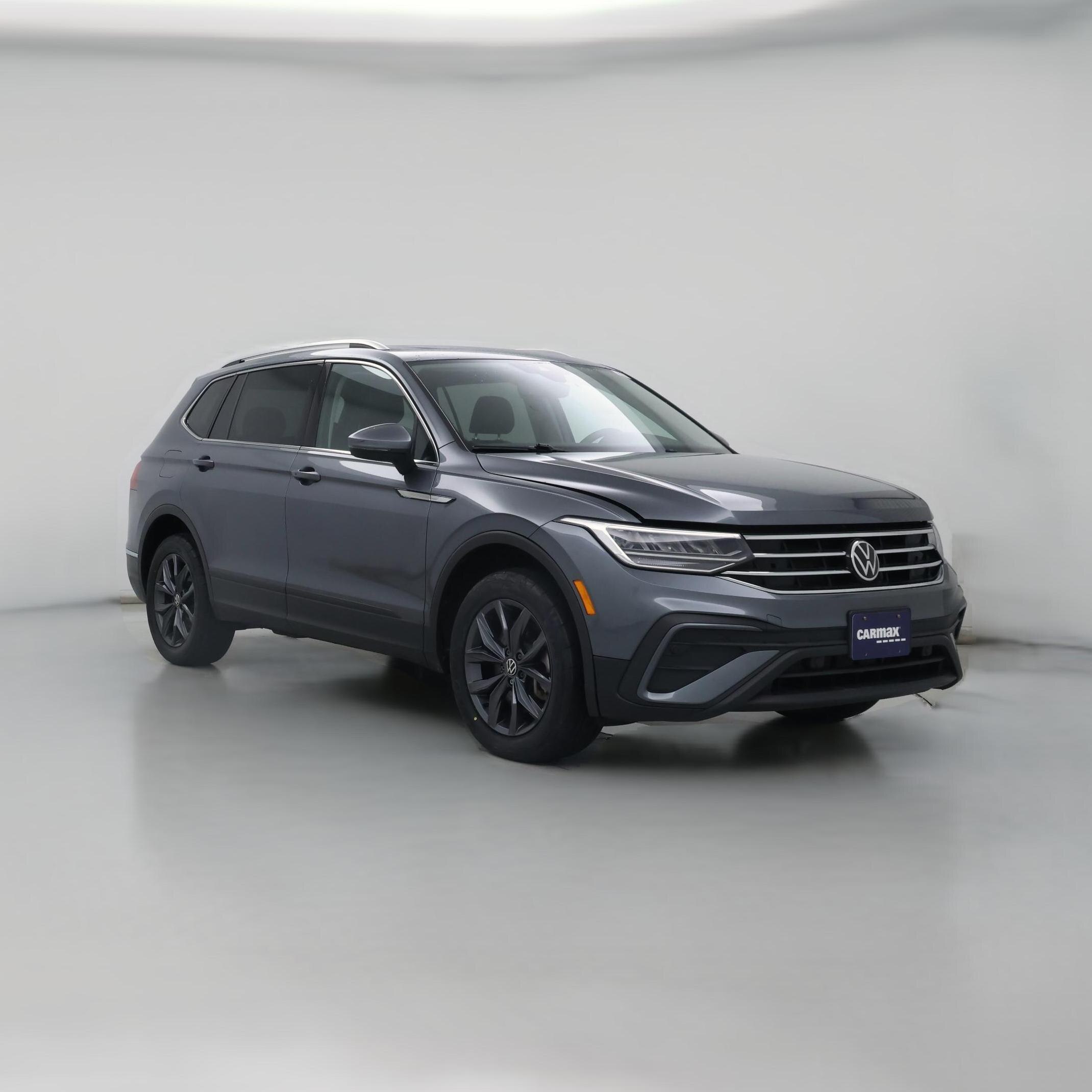 Thumbnail: 2022 Volkswagen Tiguan - 1