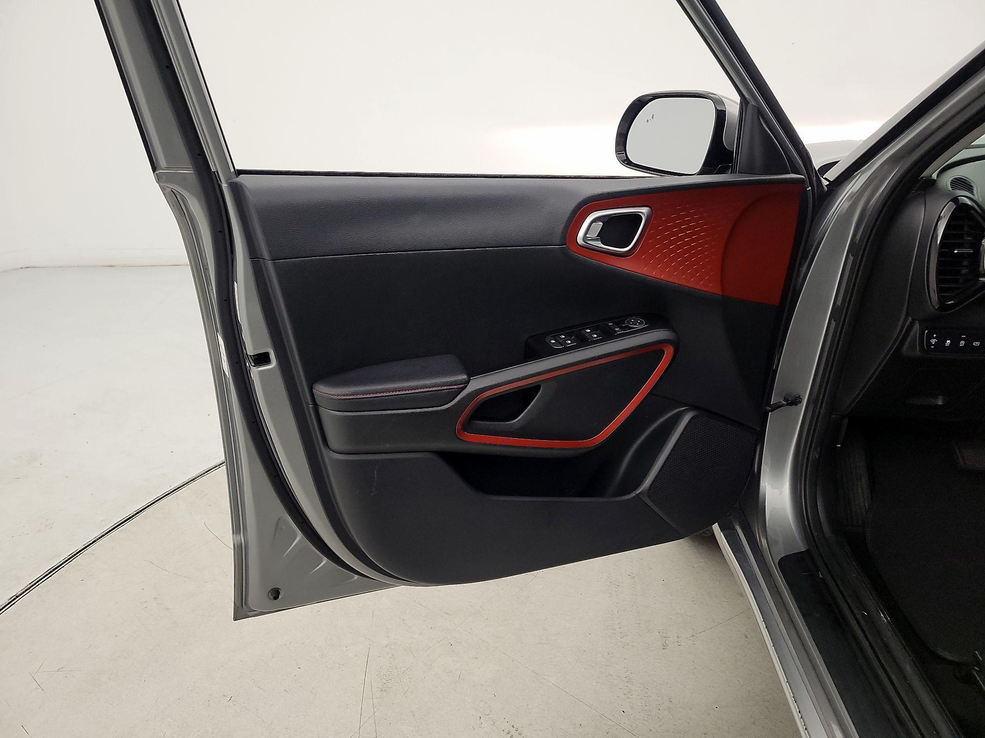 Thumbnail: 2023 Kia Soul - 12