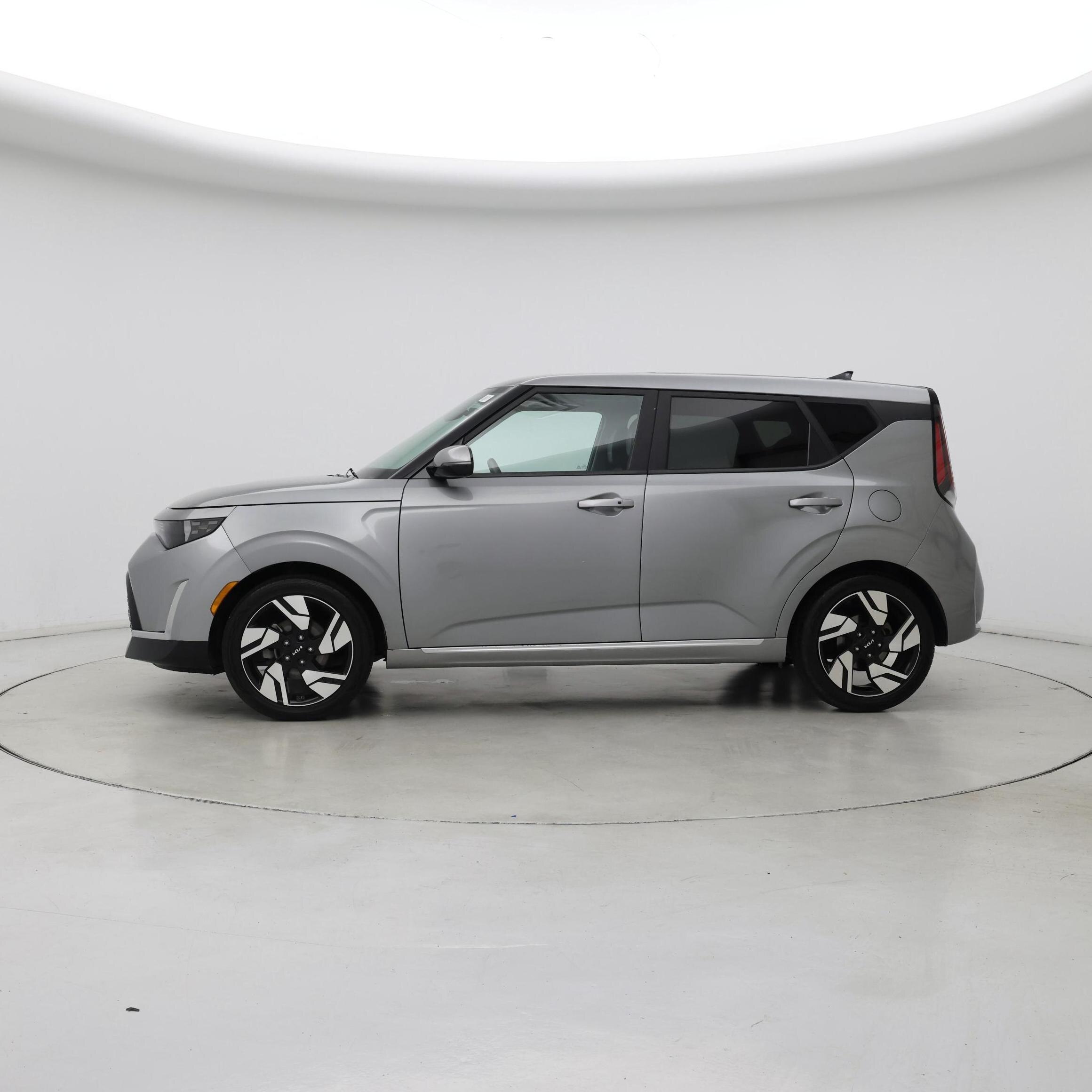 Thumbnail: 2023 Kia Soul - 3