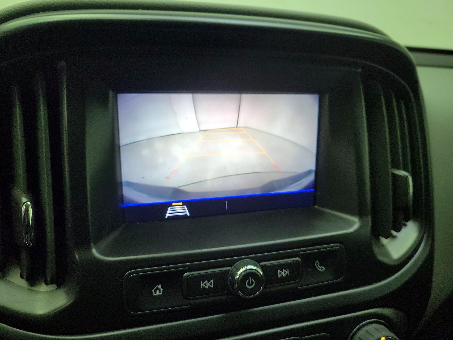 Thumbnail: 2022 Chevrolet Colorado - 14