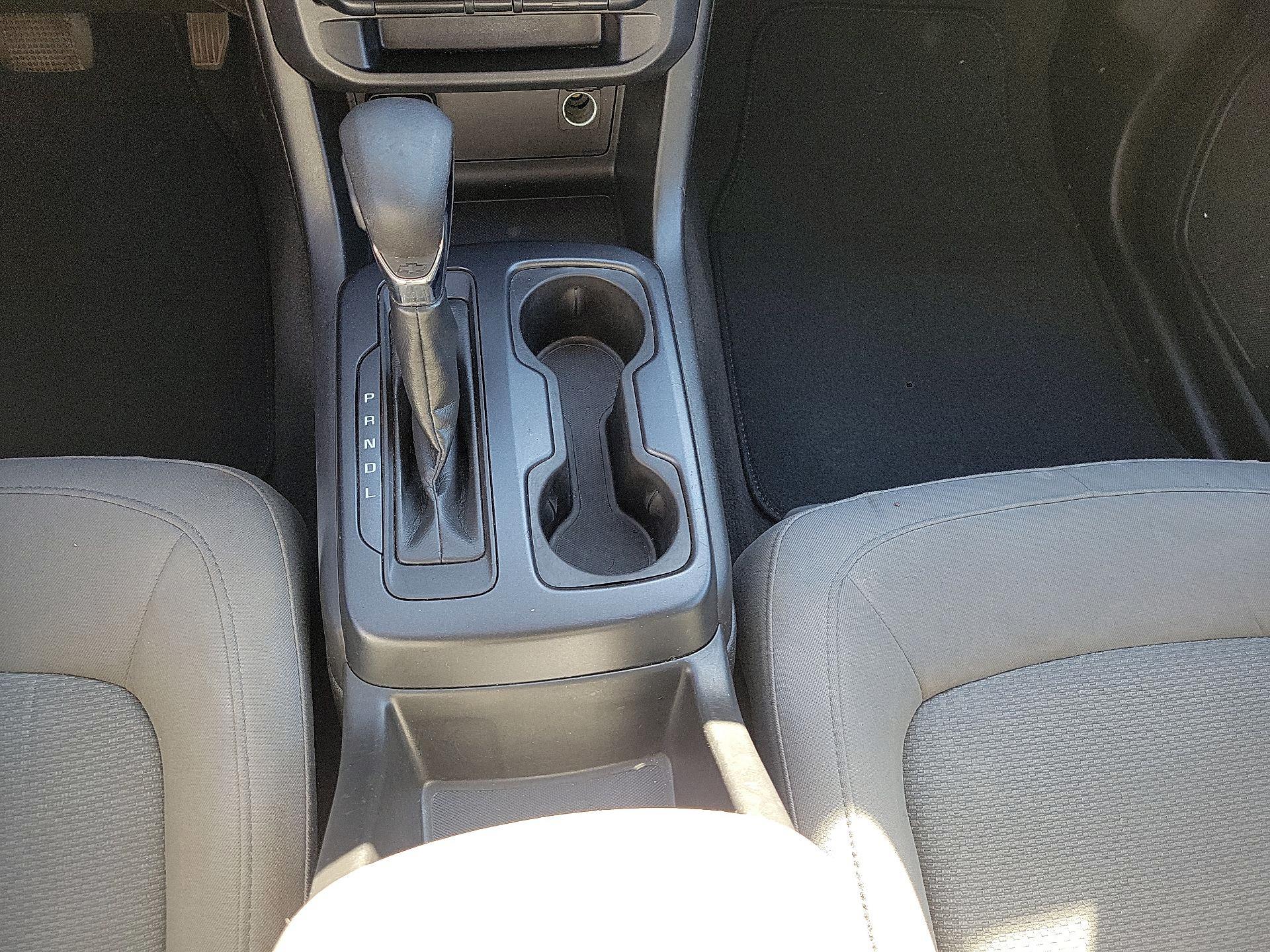 Thumbnail: 2022 Chevrolet Colorado - 17