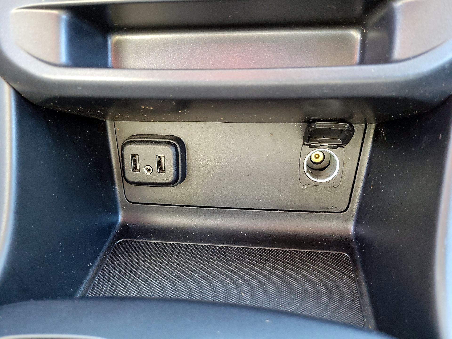 Thumbnail: 2022 Chevrolet Colorado - 18