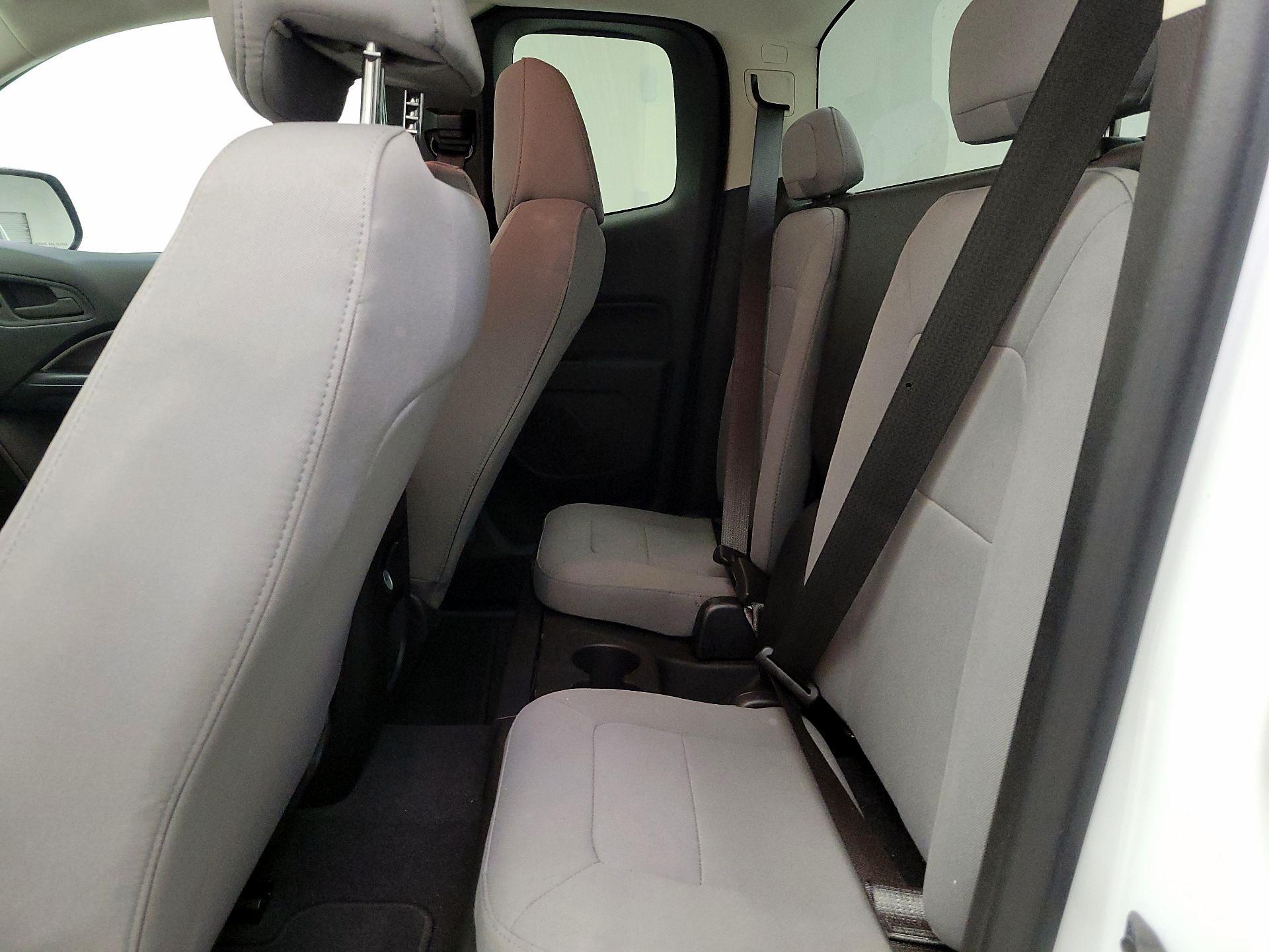 Thumbnail: 2022 Chevrolet Colorado - 19