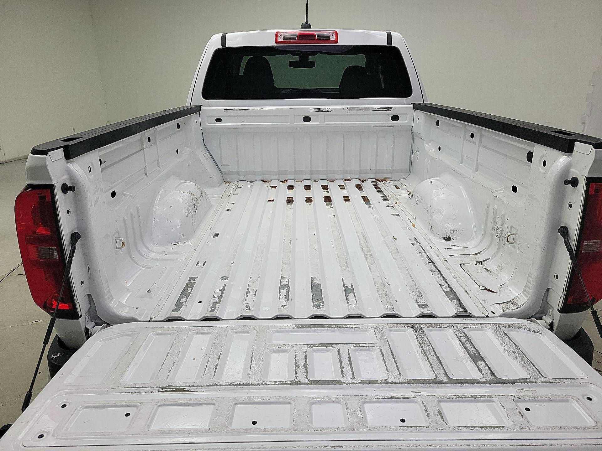 Thumbnail: 2022 Chevrolet Colorado - 20